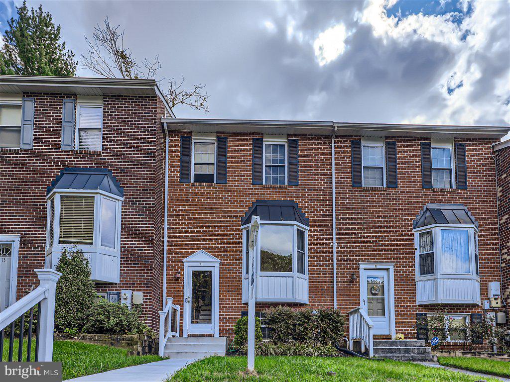 OAKHURST - Residential