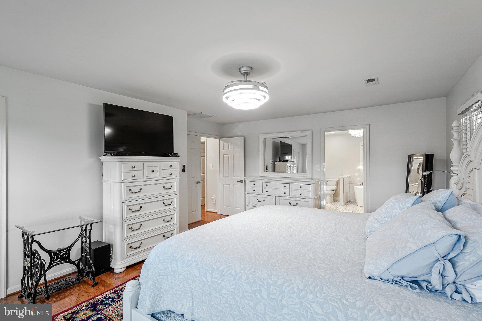 MEADOWS OF MINNIEVILLE - Residential