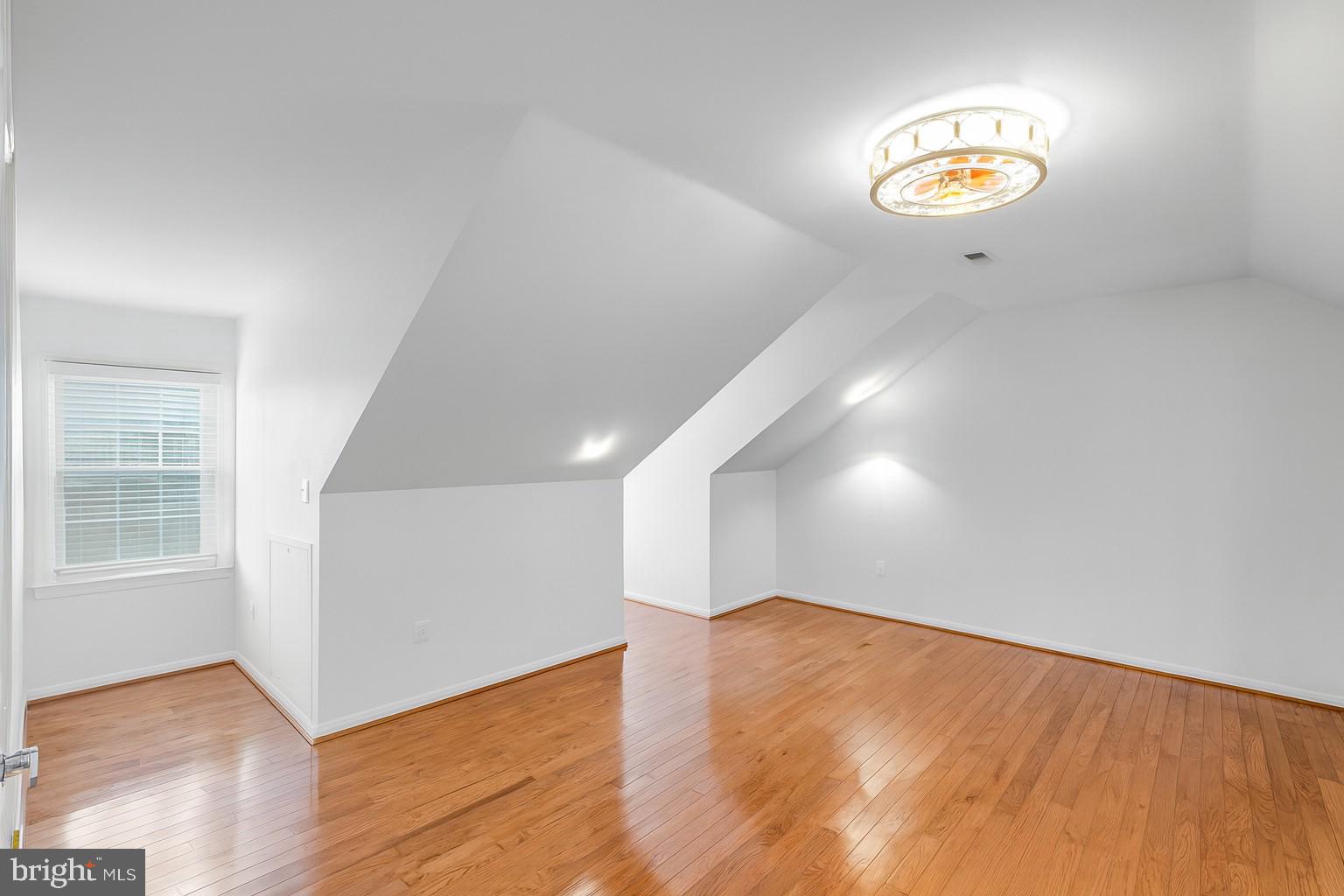 MEADOWS OF MINNIEVILLE - Residential