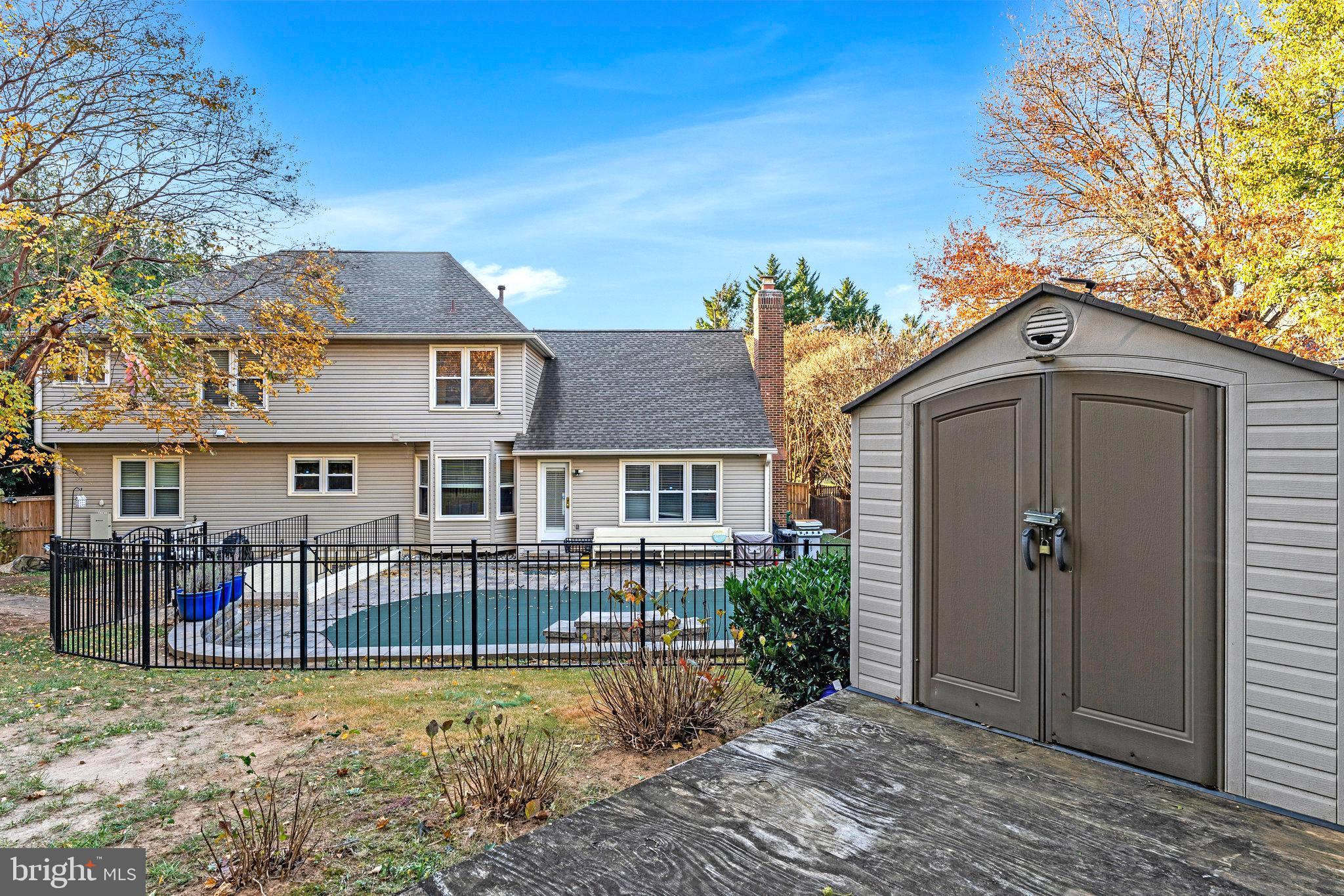 MEADOWS OF MINNIEVILLE - Residential