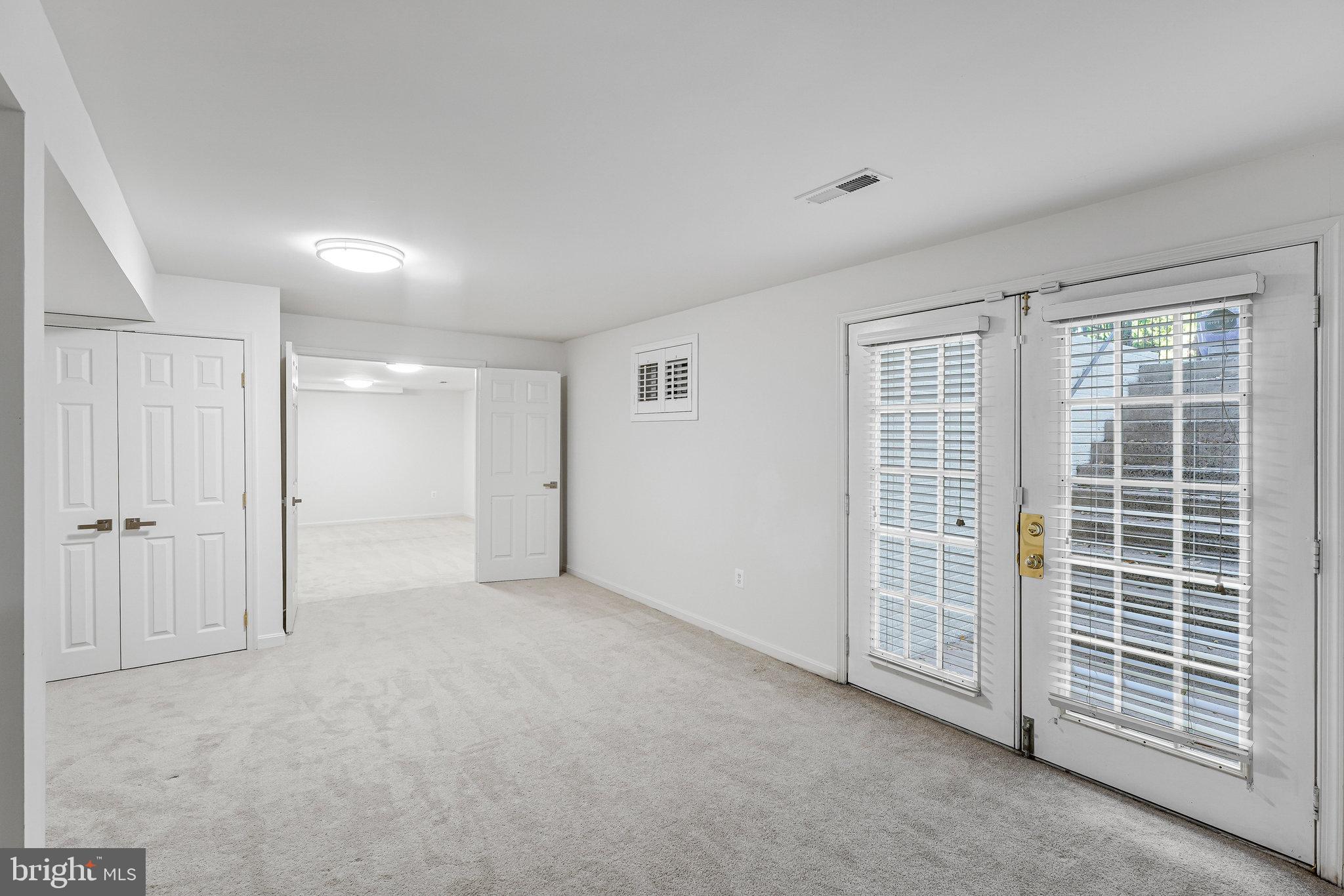 MEADOWS OF MINNIEVILLE - Residential