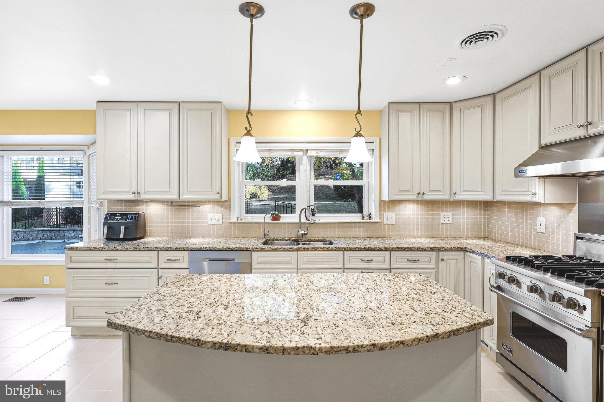 MEADOWS OF MINNIEVILLE - Residential