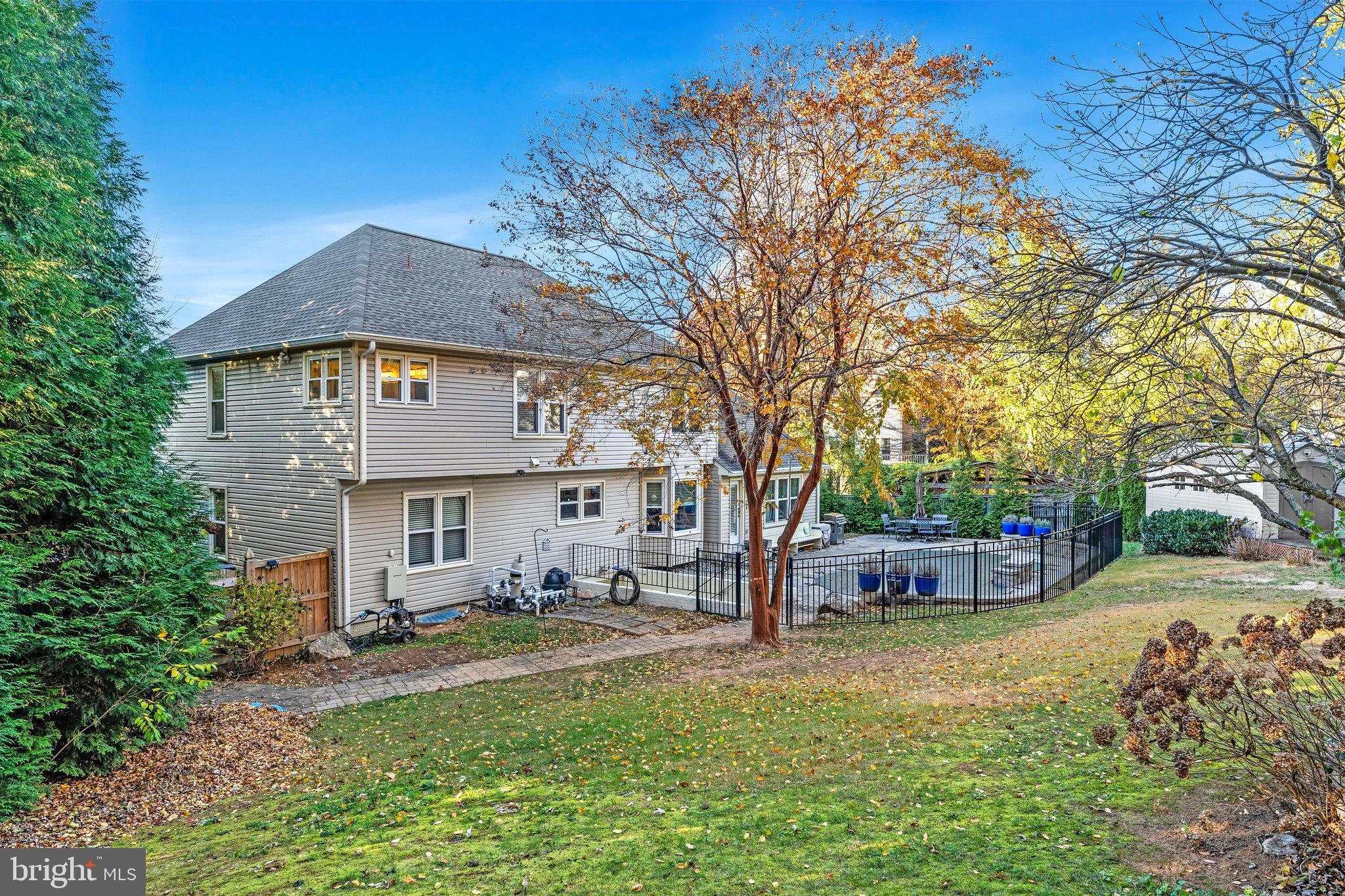 MEADOWS OF MINNIEVILLE - Residential