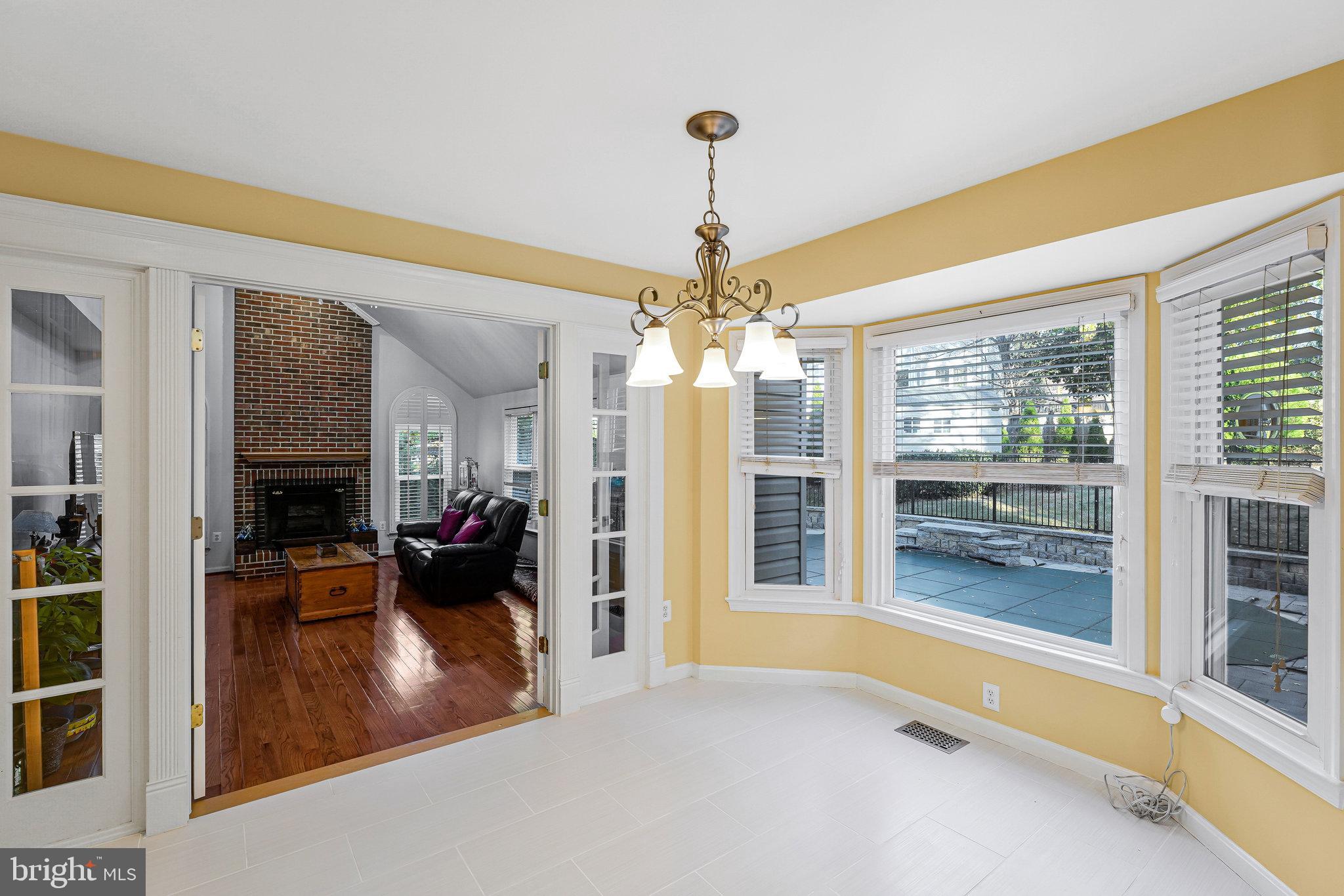 MEADOWS OF MINNIEVILLE - Residential