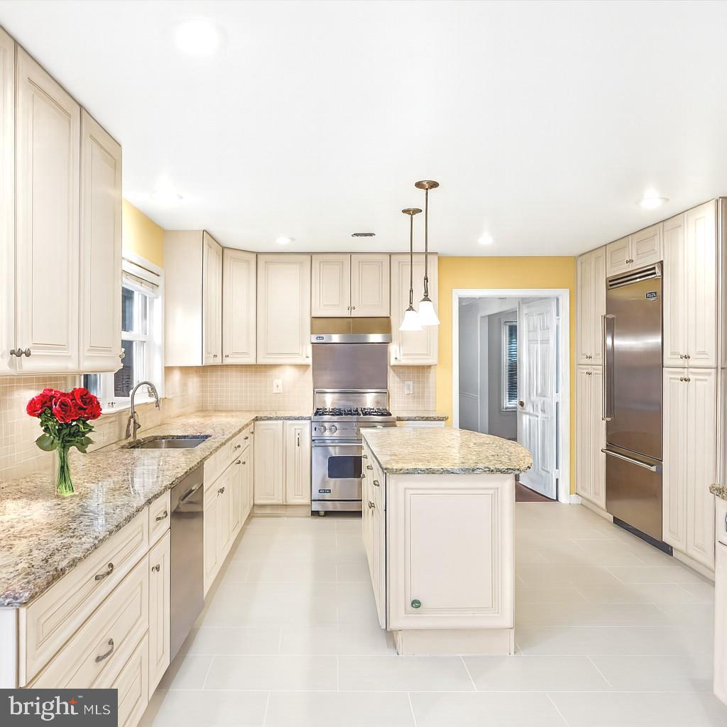 13953 OLEANDER COURT