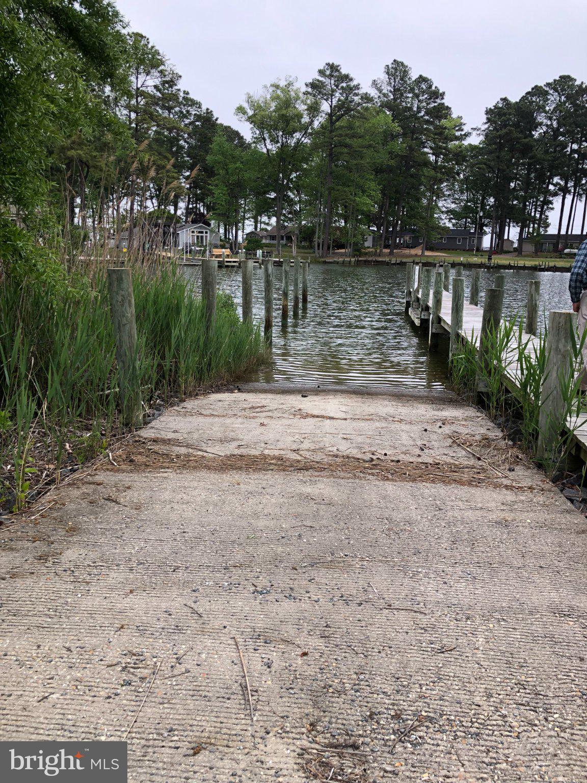 33 SAFE HARBOR LNDG
