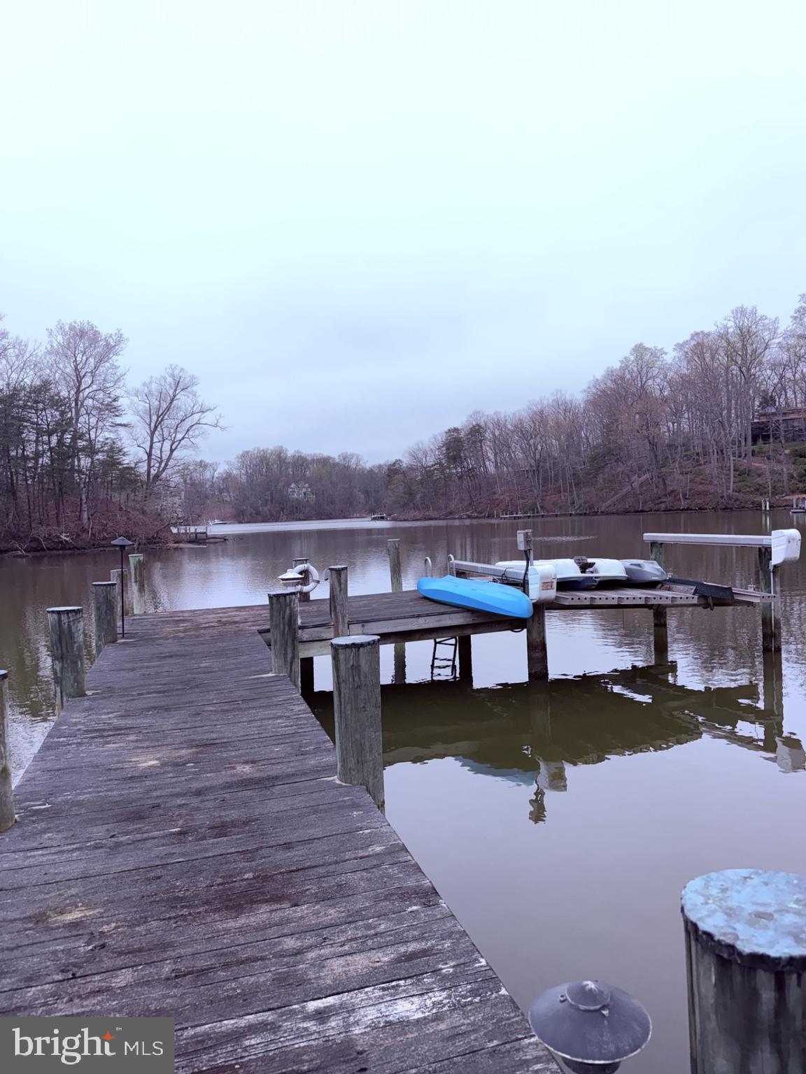 EDGEWATER - Residential