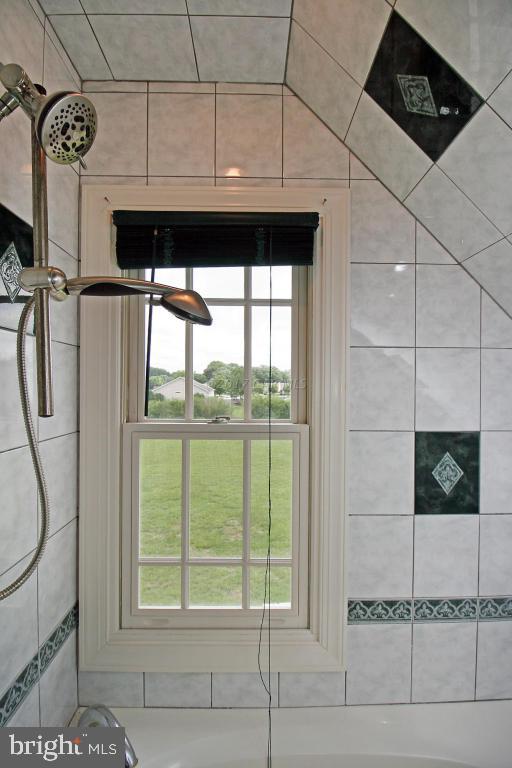 HEATHER GLEN - Residential