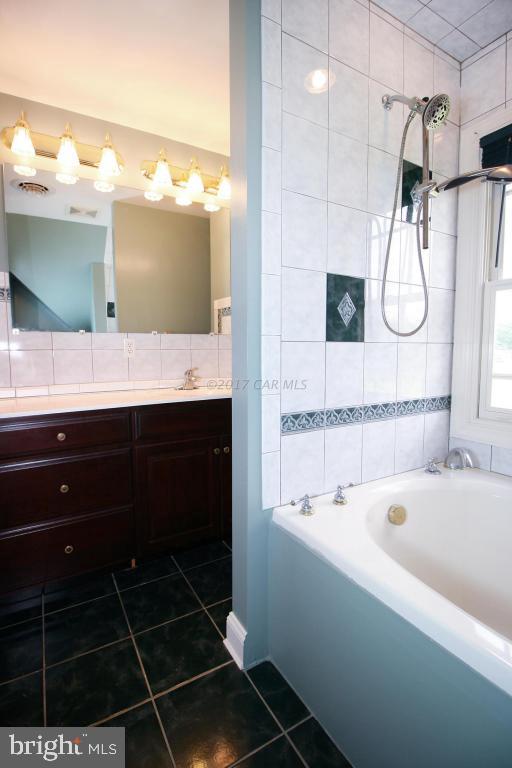 HEATHER GLEN - Residential