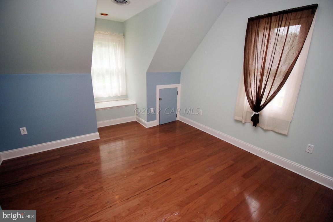 HEATHER GLEN - Residential