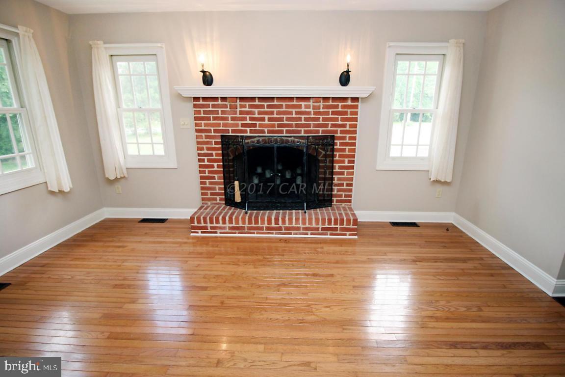 HEATHER GLEN - Residential