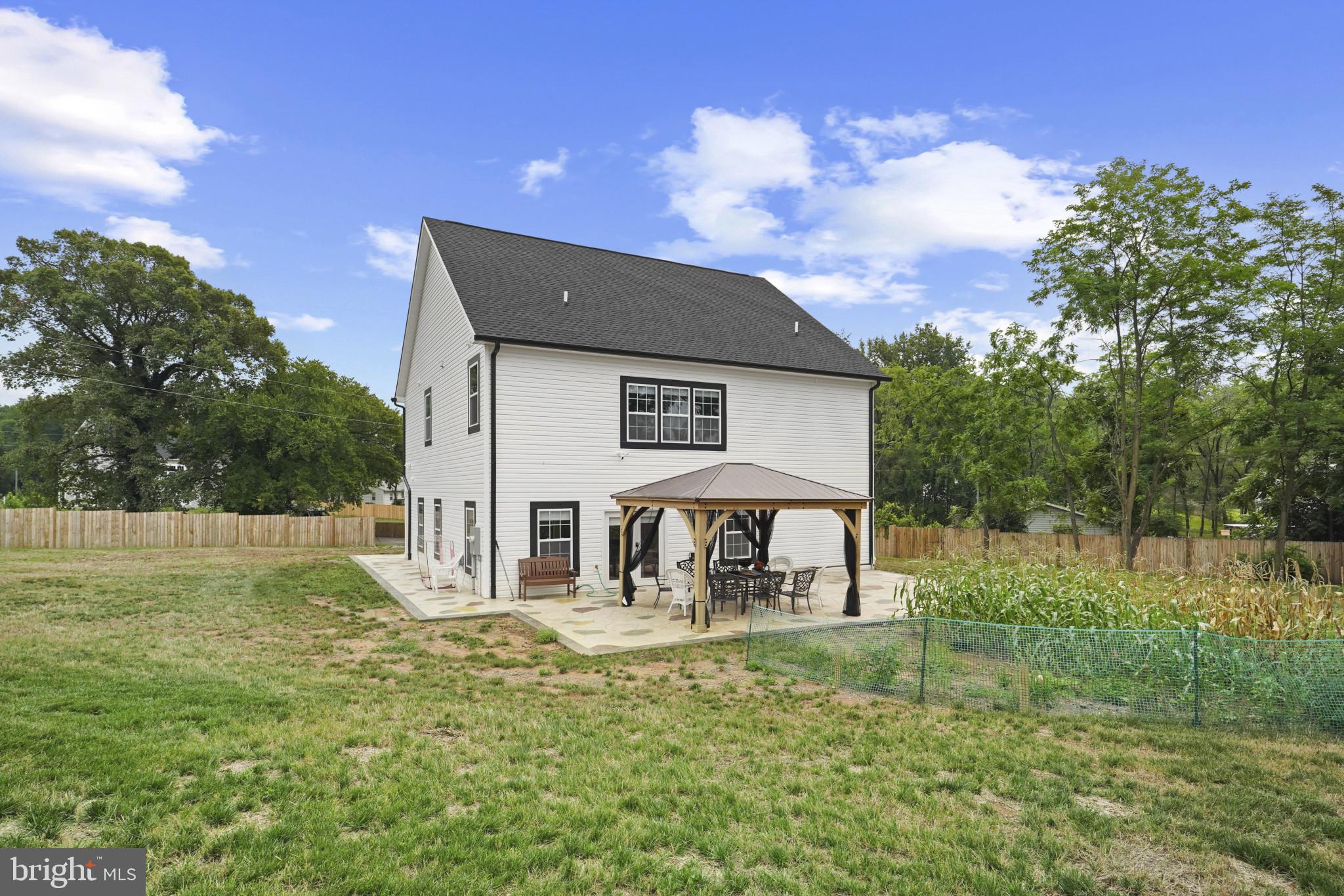 YORKSHIRE ACRES - Residential