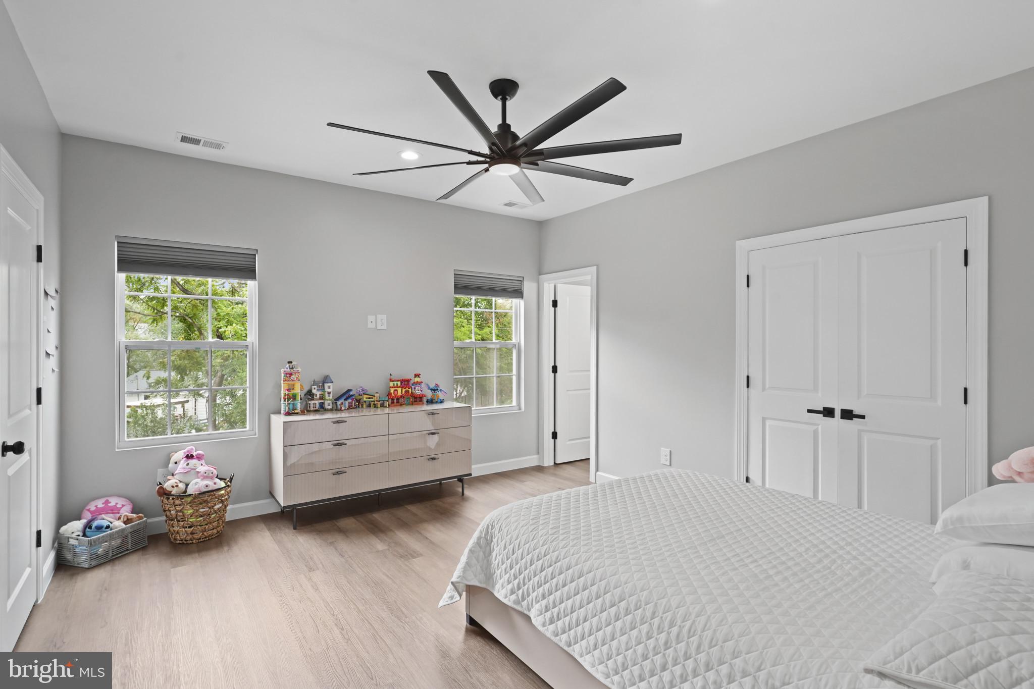 YORKSHIRE ACRES - Residential