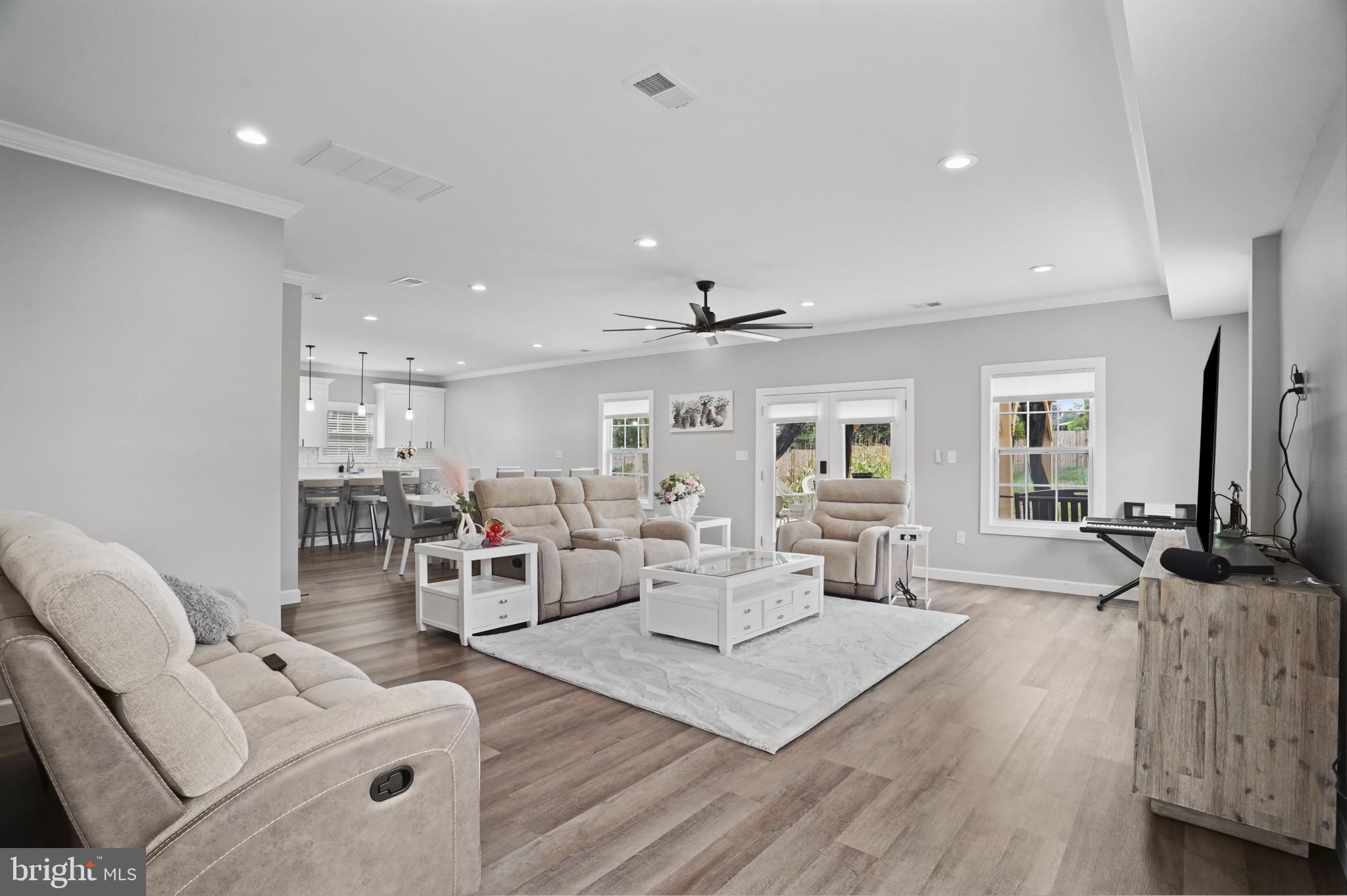 YORKSHIRE ACRES - Residential