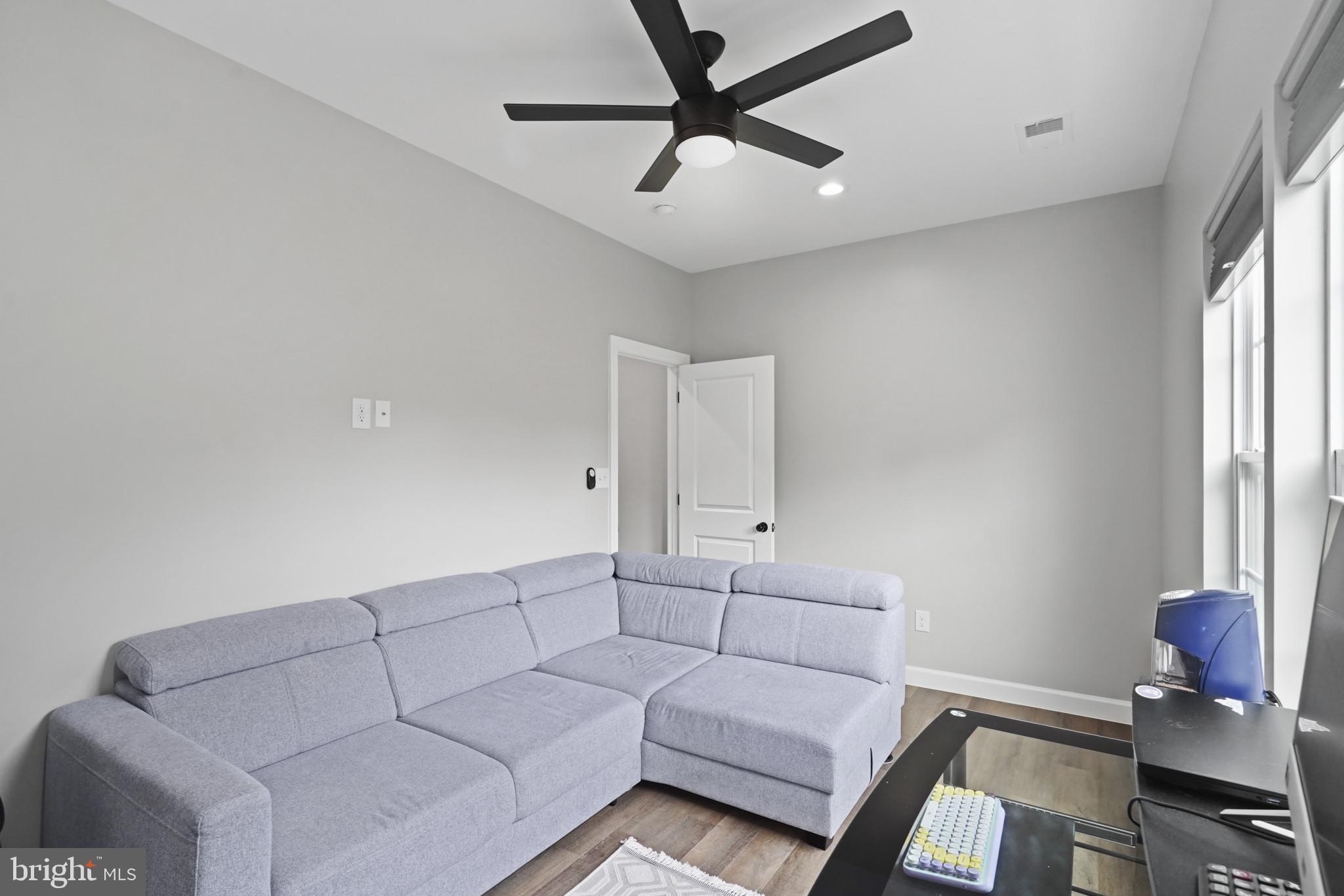 YORKSHIRE ACRES - Residential