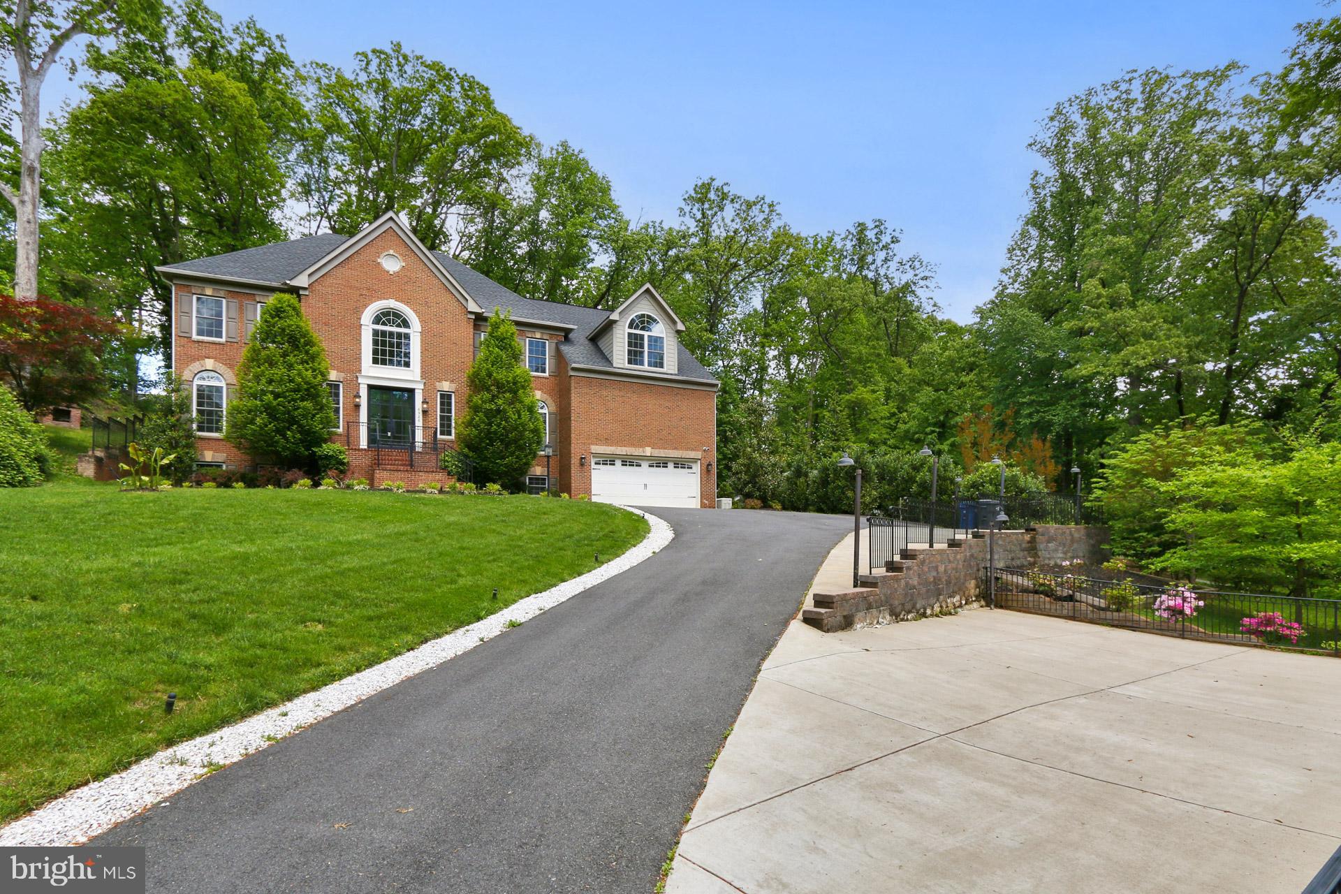 LAKE BARCROFT - Residential Lease