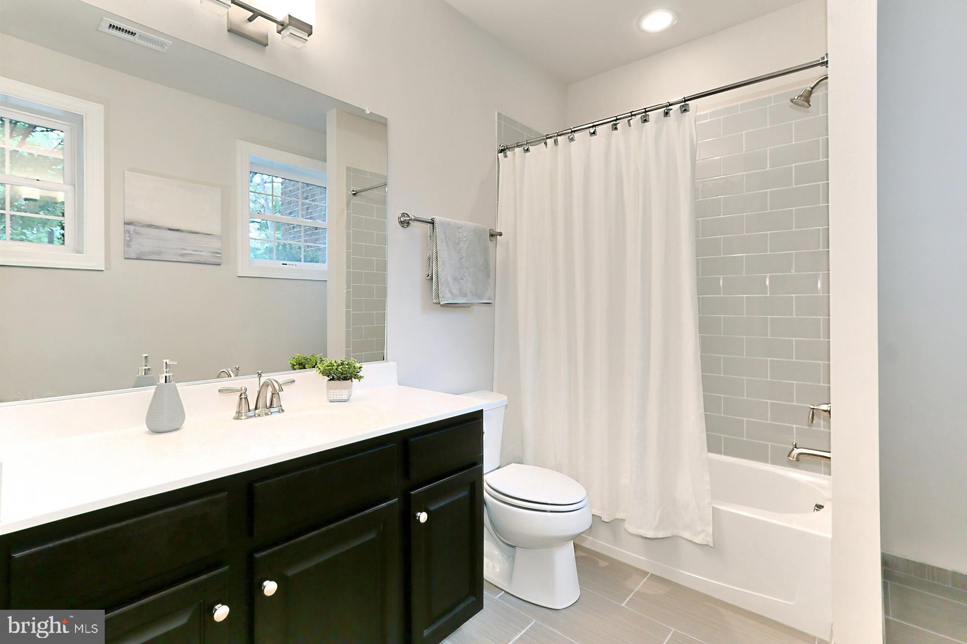 LAKE BARCROFT - Residential Lease