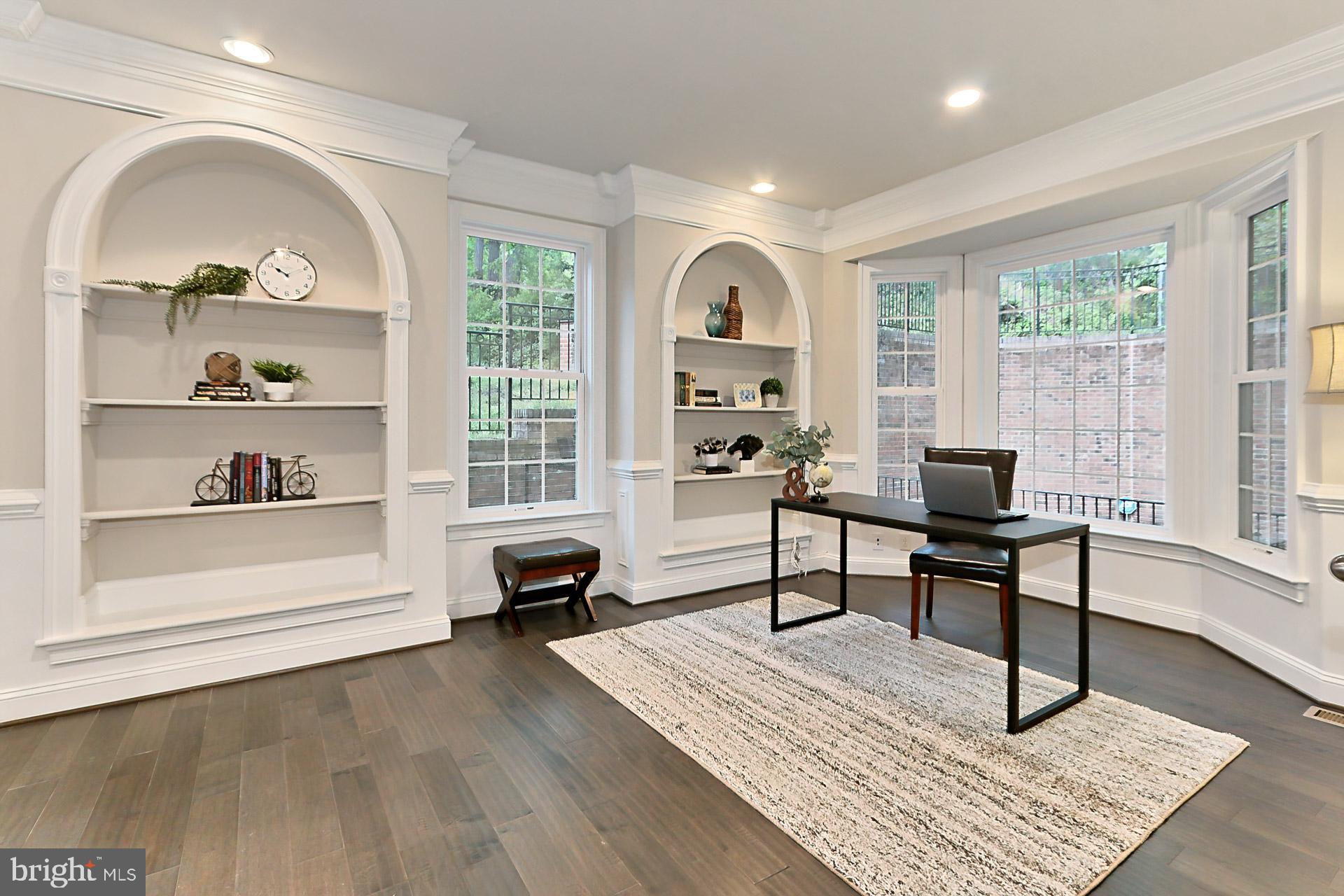 LAKE BARCROFT - Residential Lease