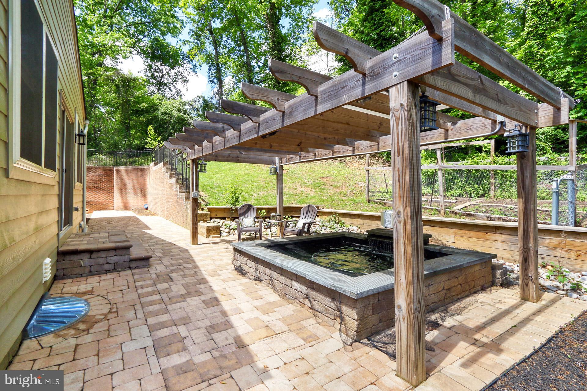 LAKE BARCROFT - Residential Lease