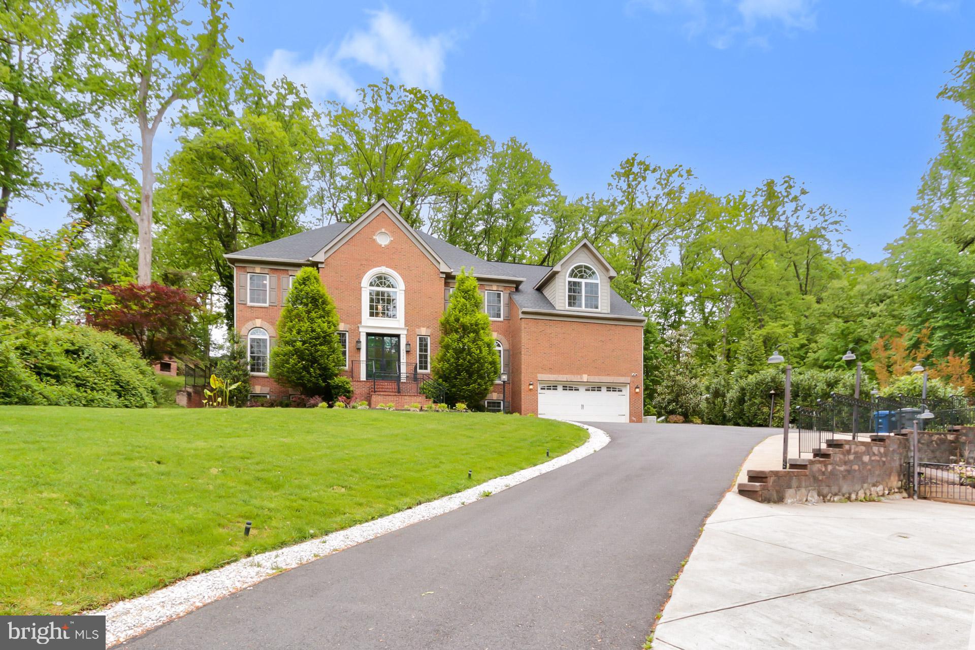 LAKE BARCROFT - Residential Lease