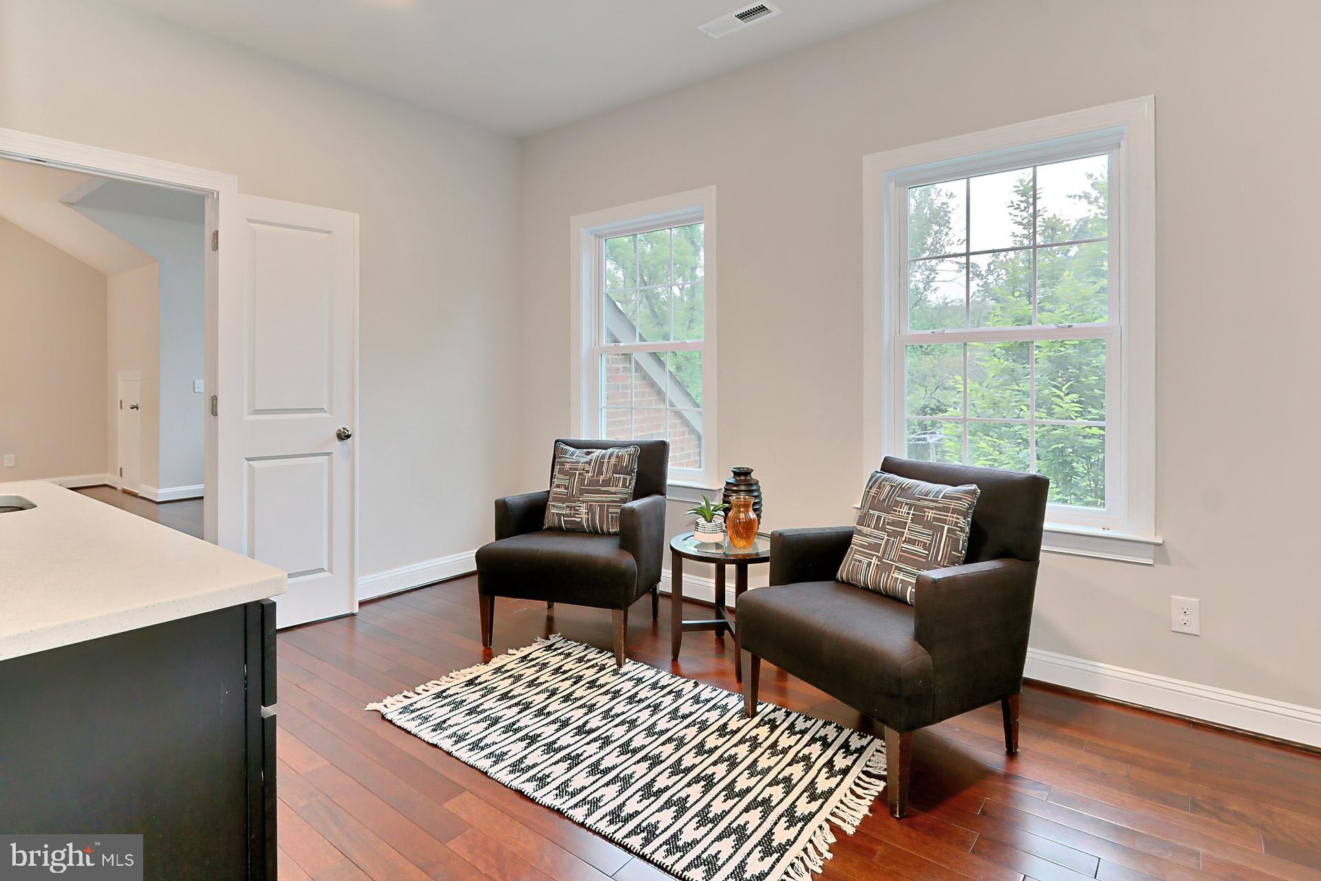 LAKE BARCROFT - Residential Lease