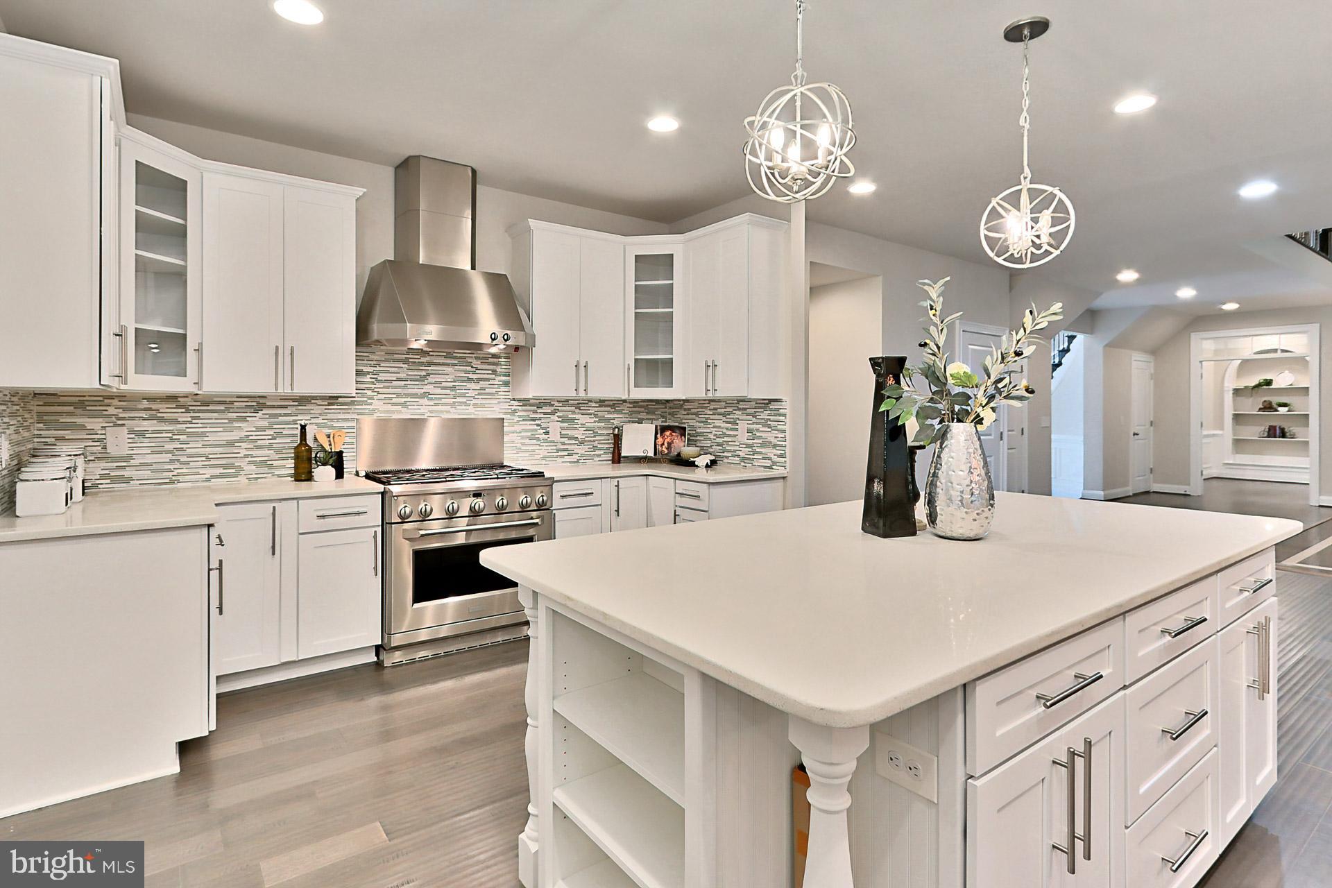 LAKE BARCROFT - Residential Lease