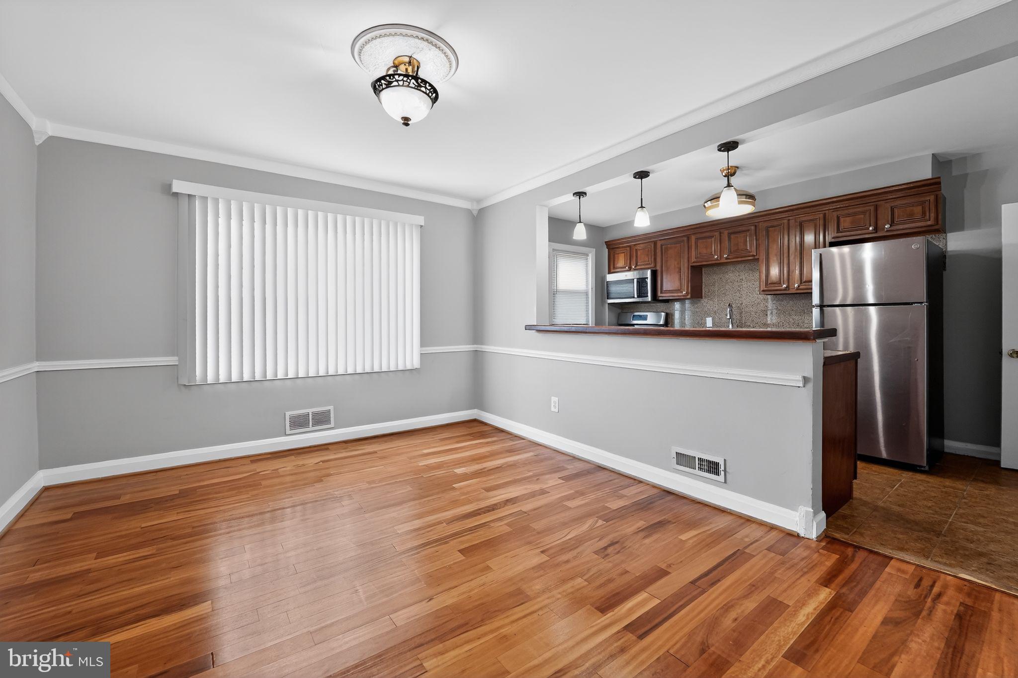 NORTHWOOD - Residential