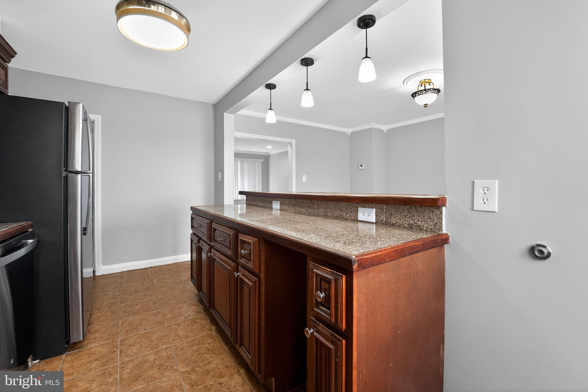 NORTHWOOD - Residential