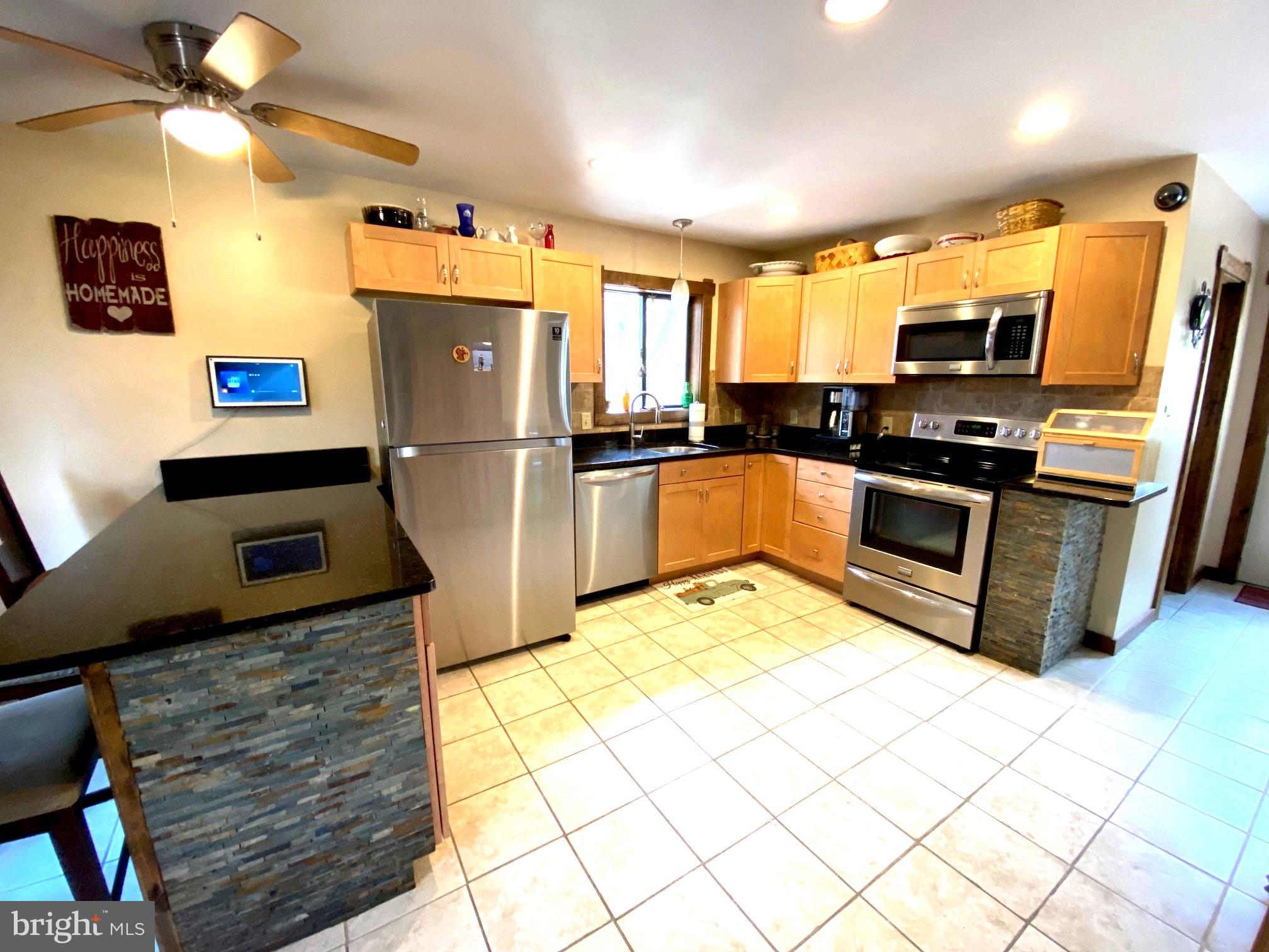 WALLENPAUPACK LAKE ESTATES - Residential