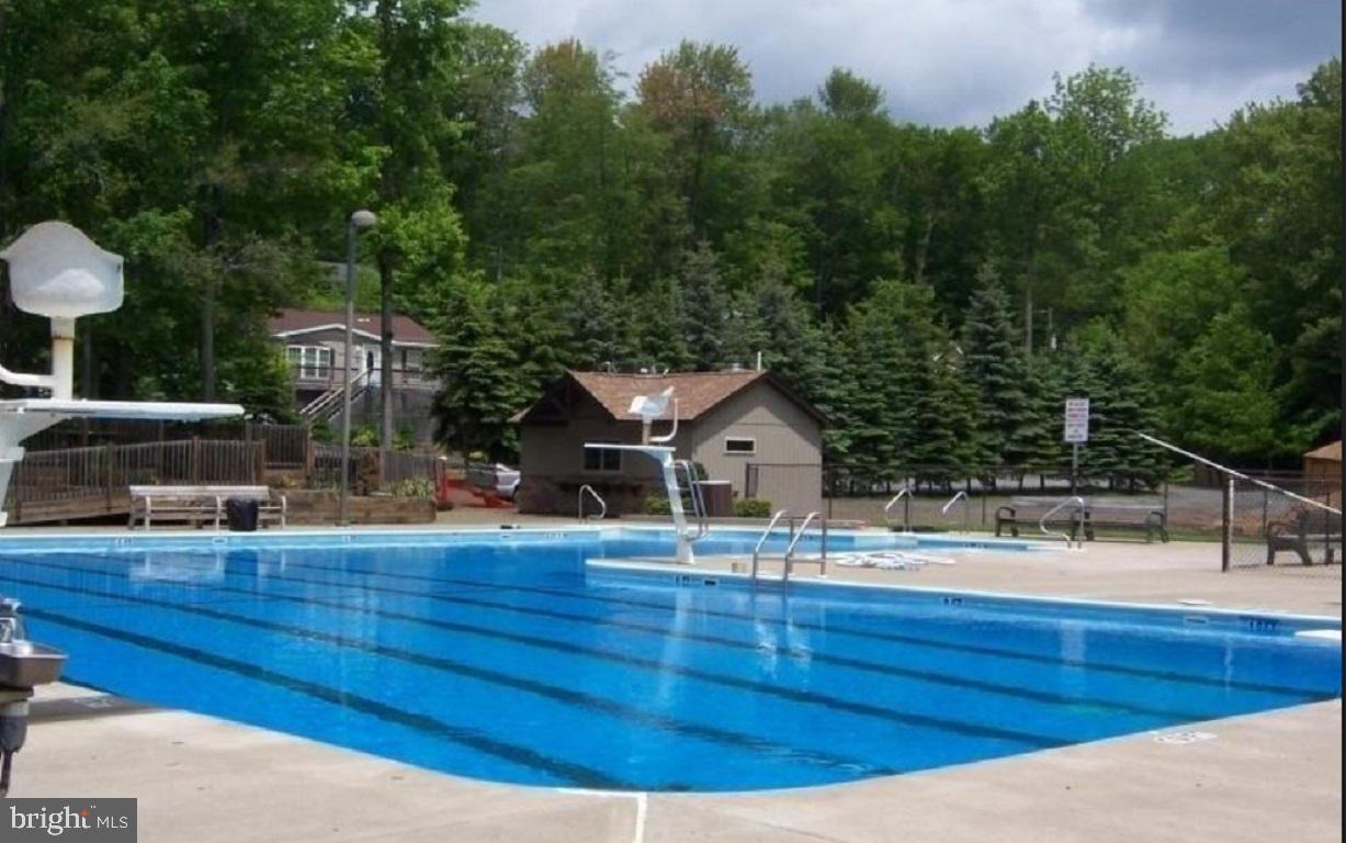 WALLENPAUPACK LAKE ESTATES - Residential