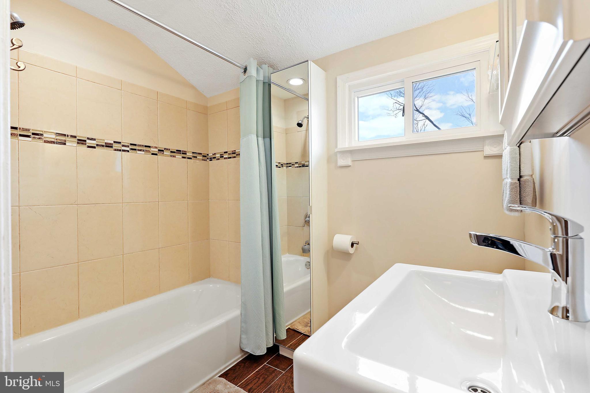 LINDEN HEIGHTS - Residential