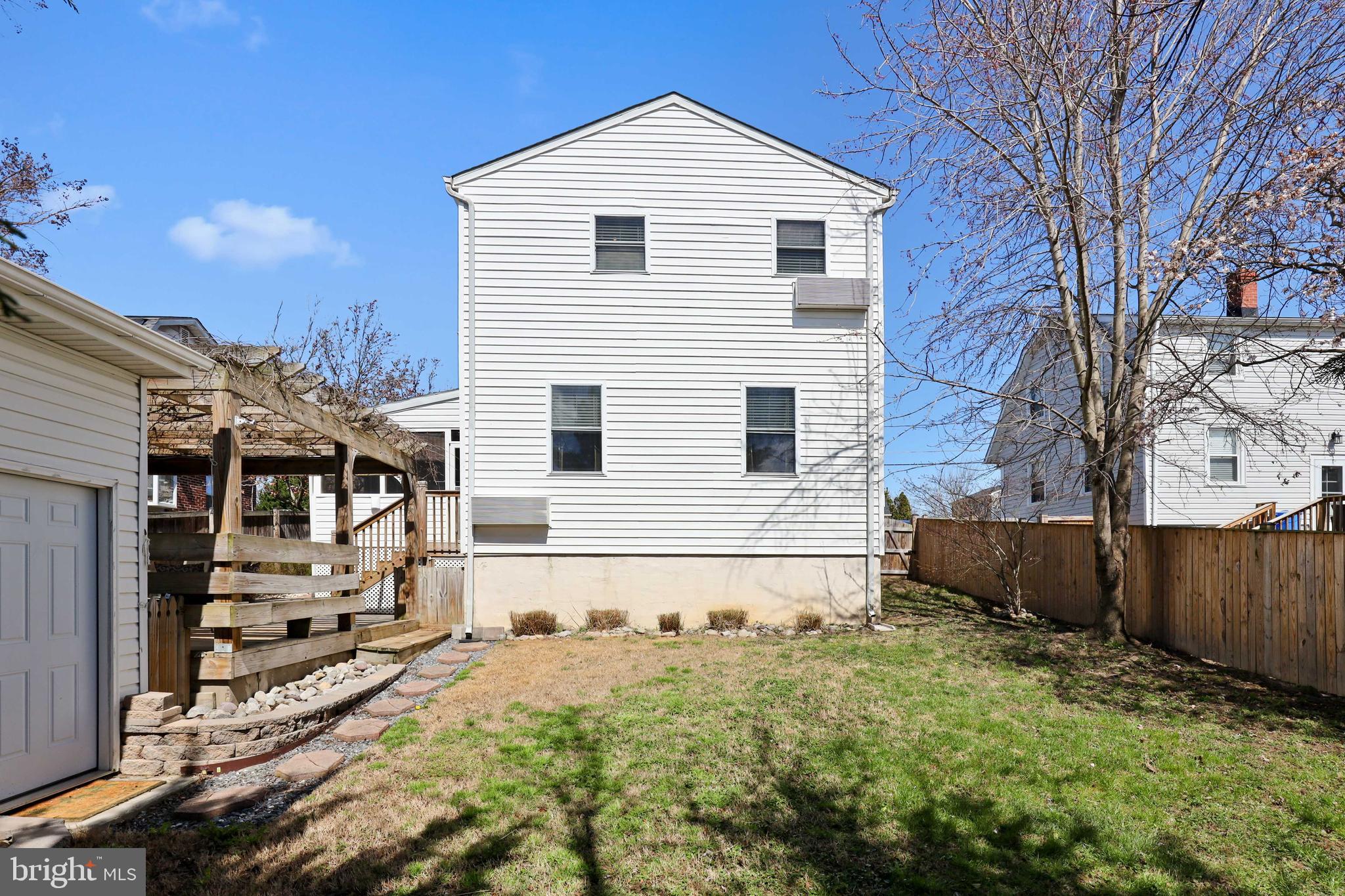 LINDEN HEIGHTS - Residential