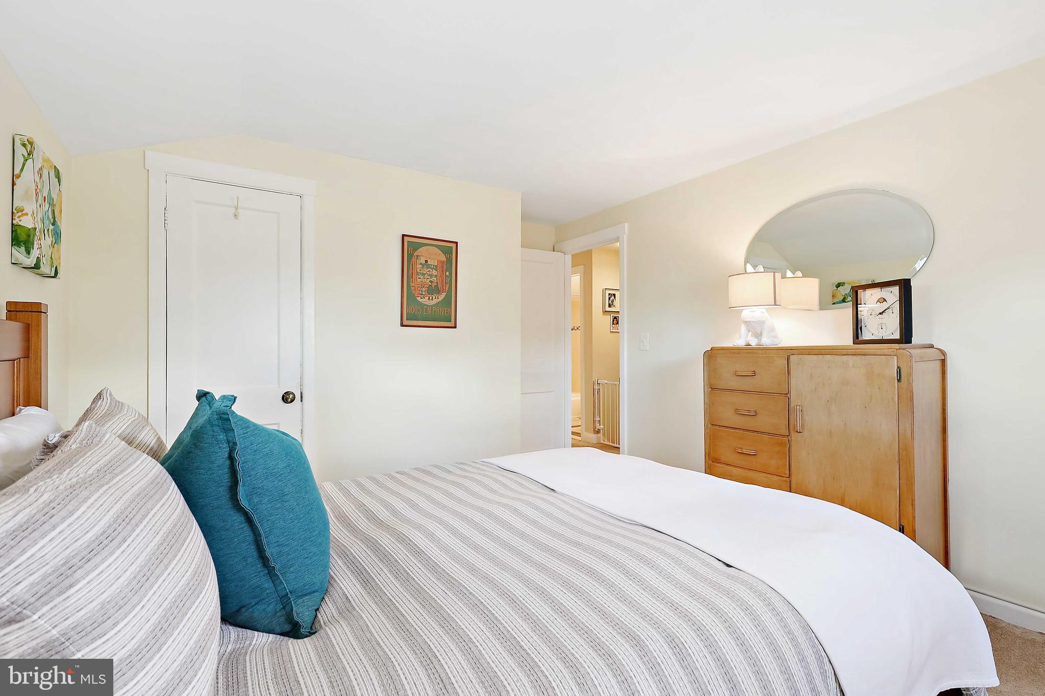 LINDEN HEIGHTS - Residential