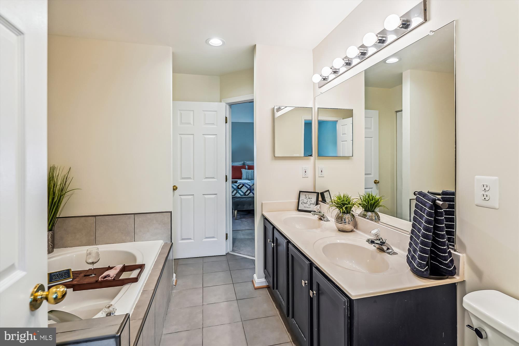 KINGSBROOKE - Residential