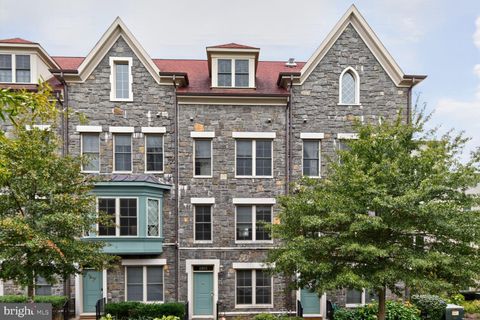 2855 CHANCELLORS WAY NE WASHINGTON DC 20017