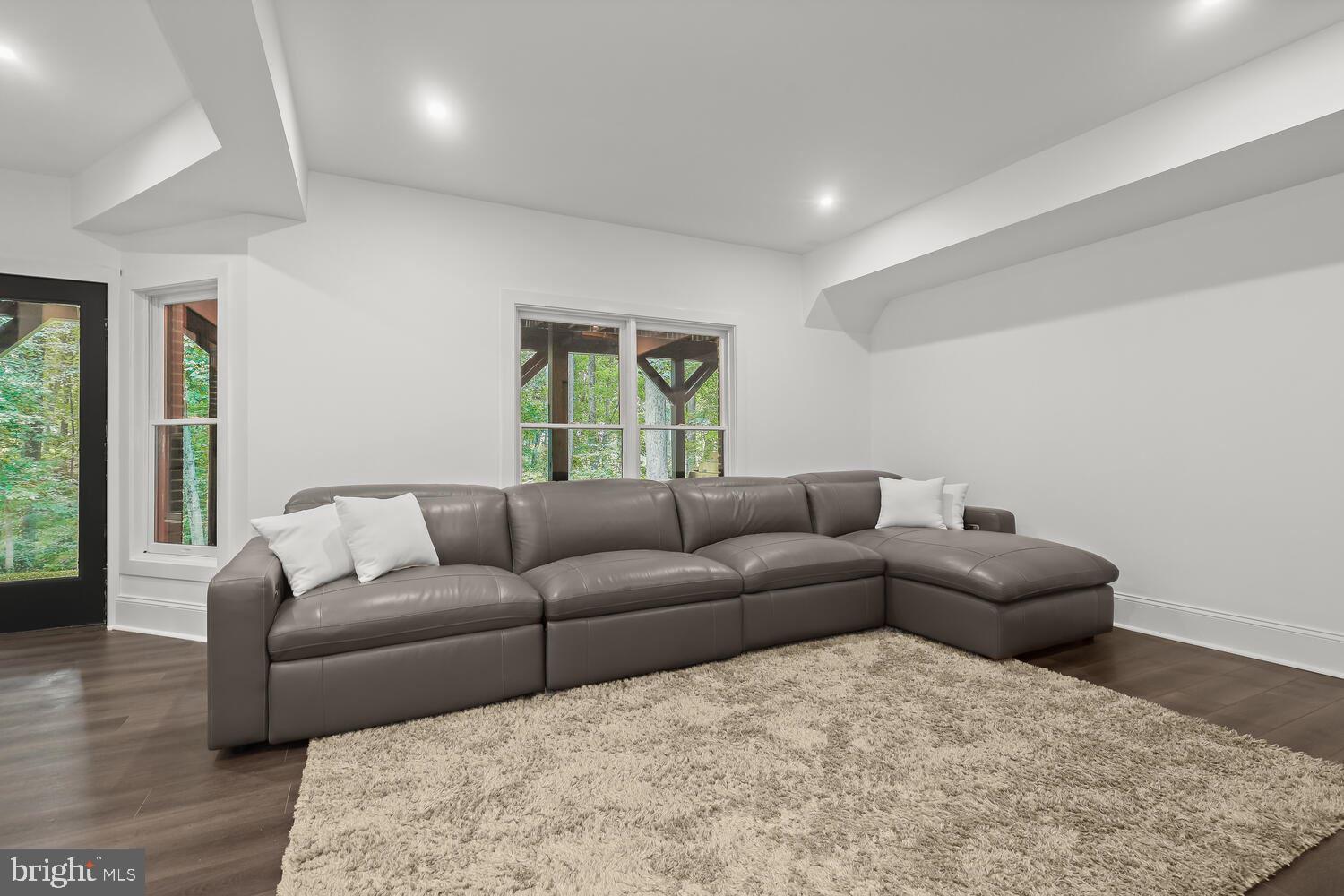 SPRINGDALE ESTATES - Residential