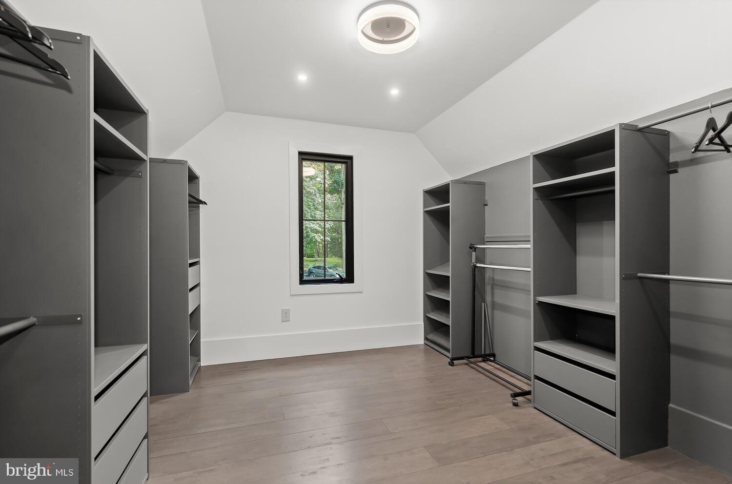 SPRINGDALE ESTATES - Residential