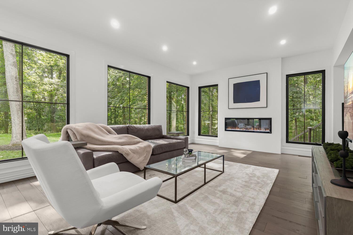 SPRINGDALE ESTATES - Residential