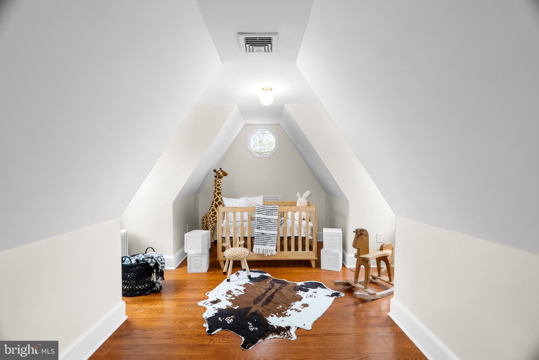 NEW ALEXANDRIA - Residential