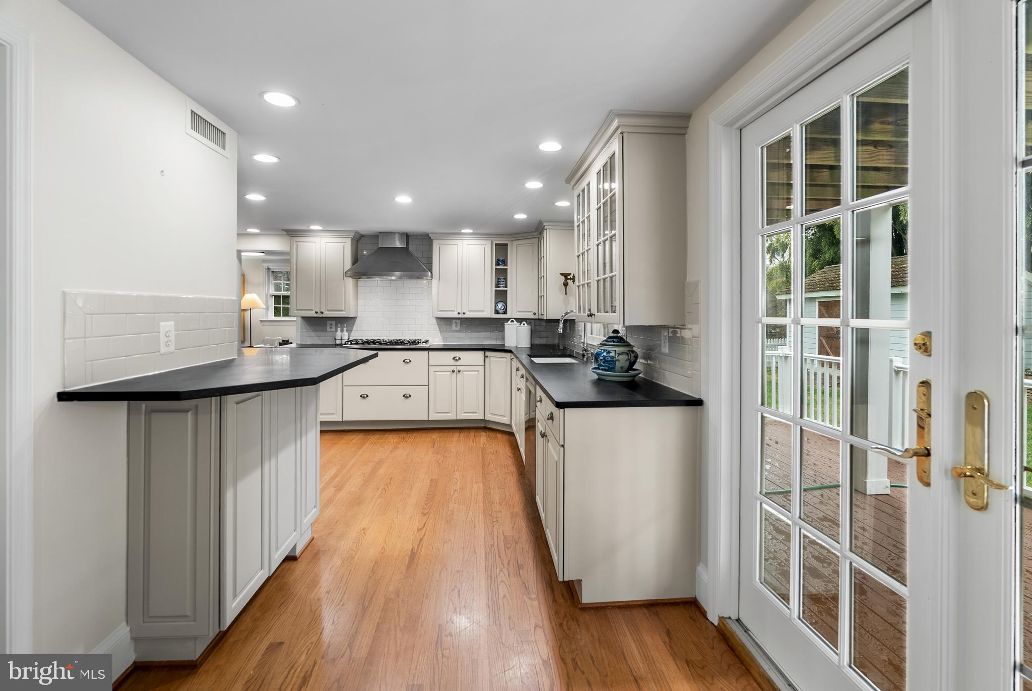 NEW ALEXANDRIA - Residential