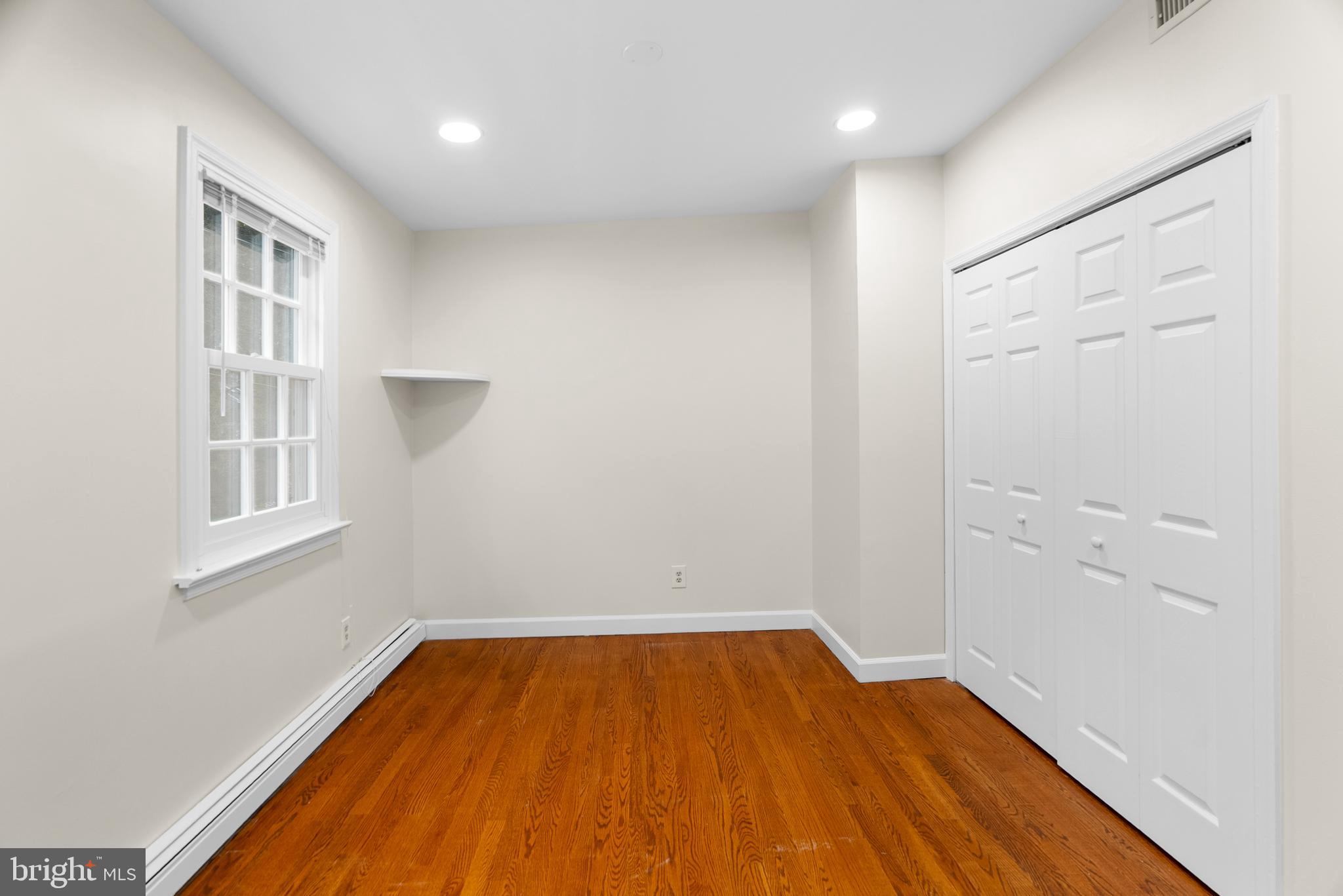 NEW ALEXANDRIA - Residential