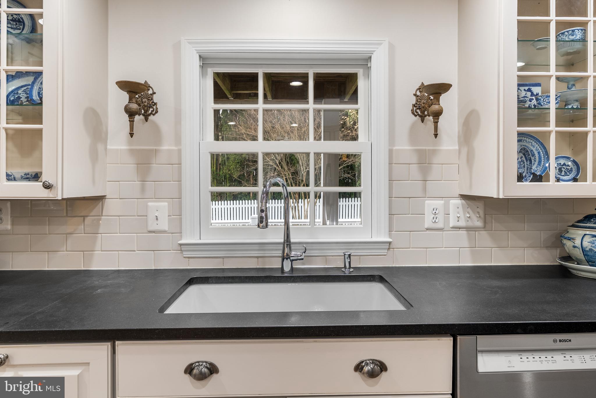 NEW ALEXANDRIA - Residential