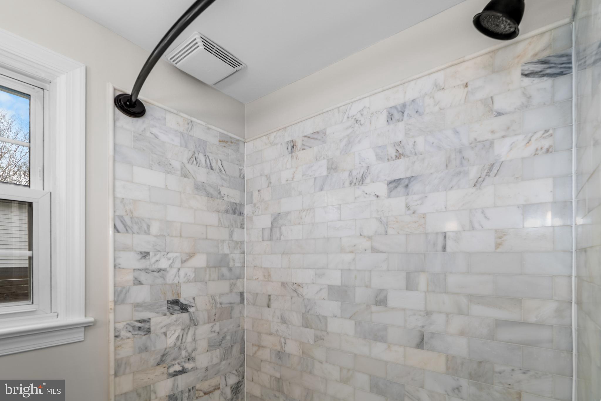 NEW ALEXANDRIA - Residential