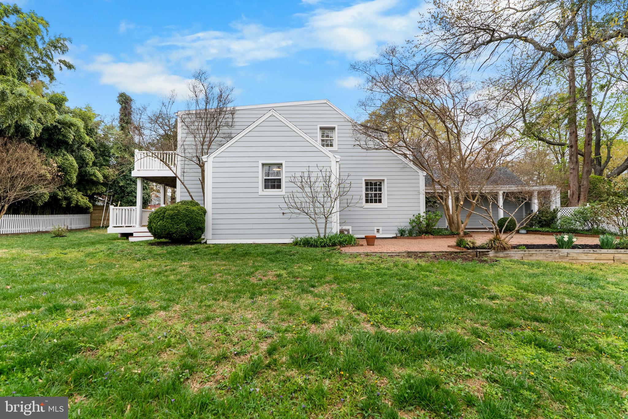 NEW ALEXANDRIA - Residential