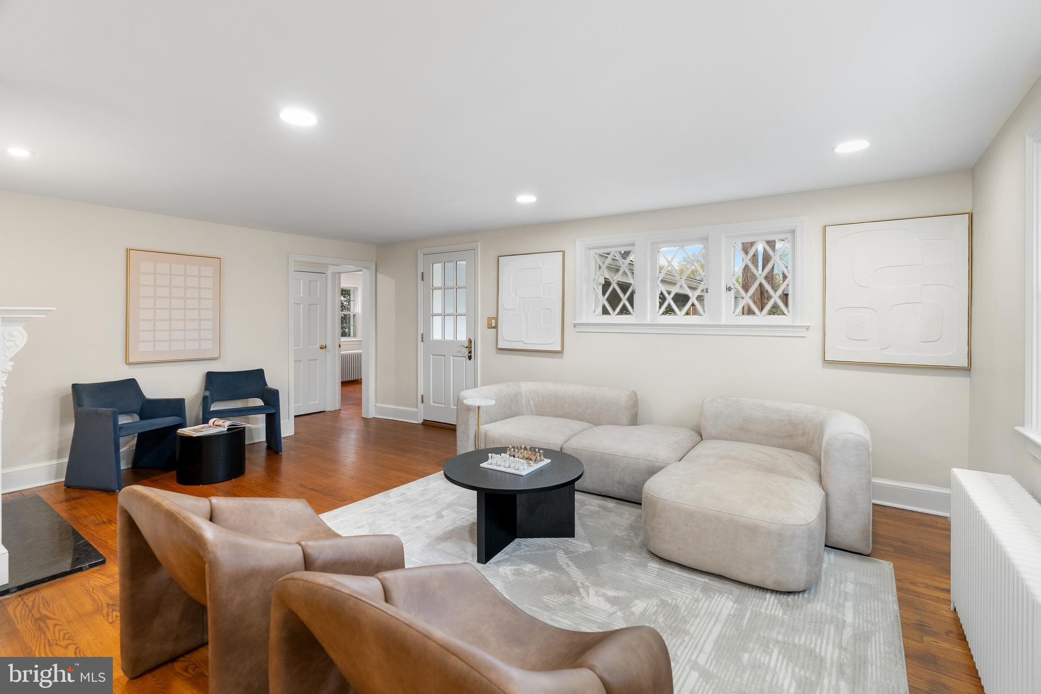 NEW ALEXANDRIA - Residential