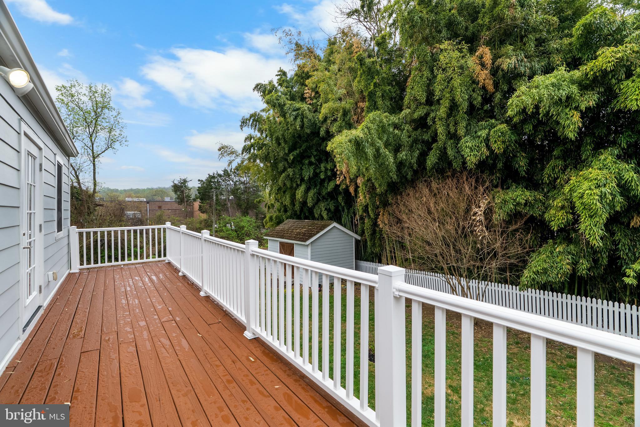 NEW ALEXANDRIA - Residential