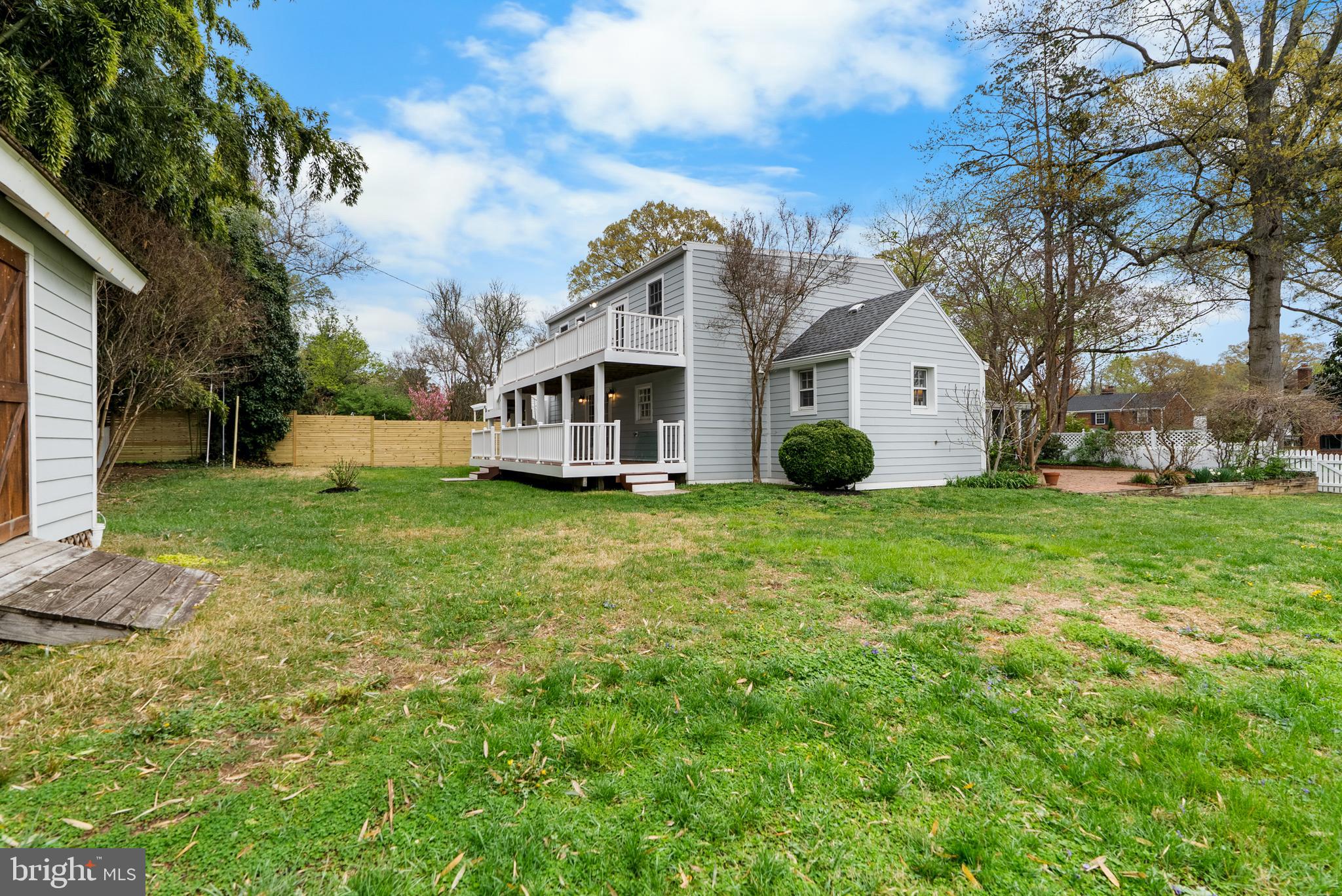 NEW ALEXANDRIA - Residential