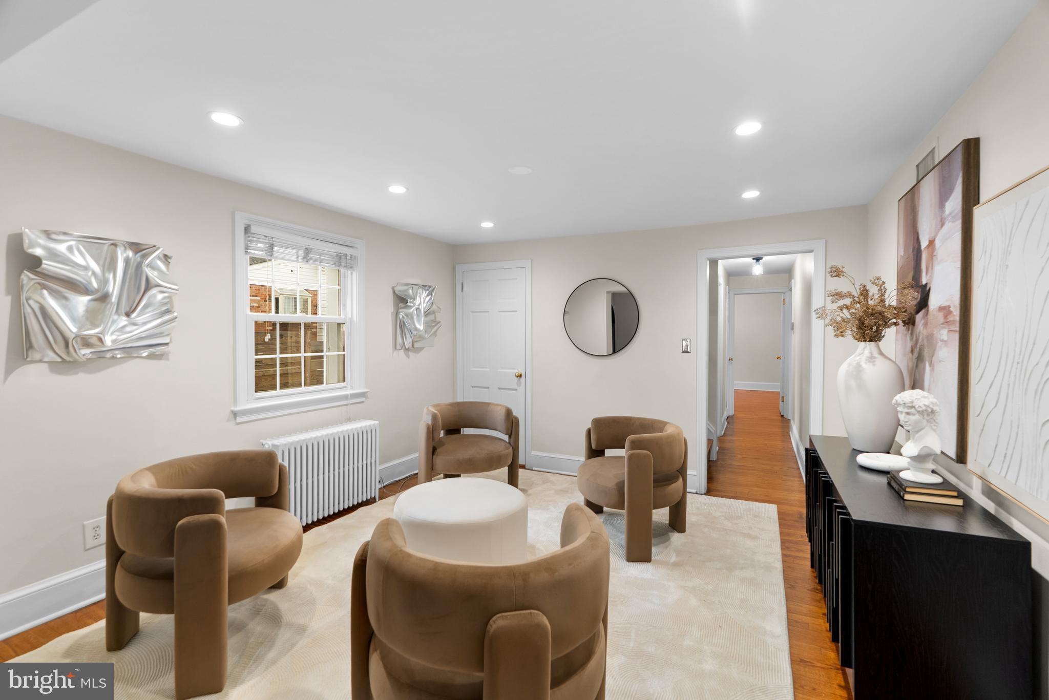 NEW ALEXANDRIA - Residential