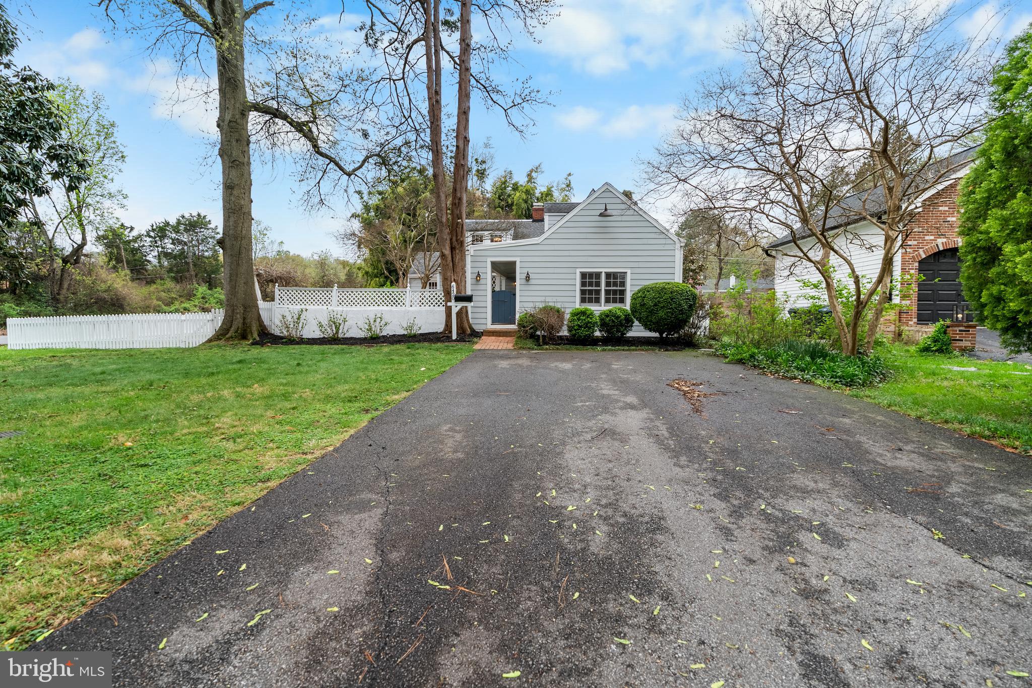 NEW ALEXANDRIA - Residential