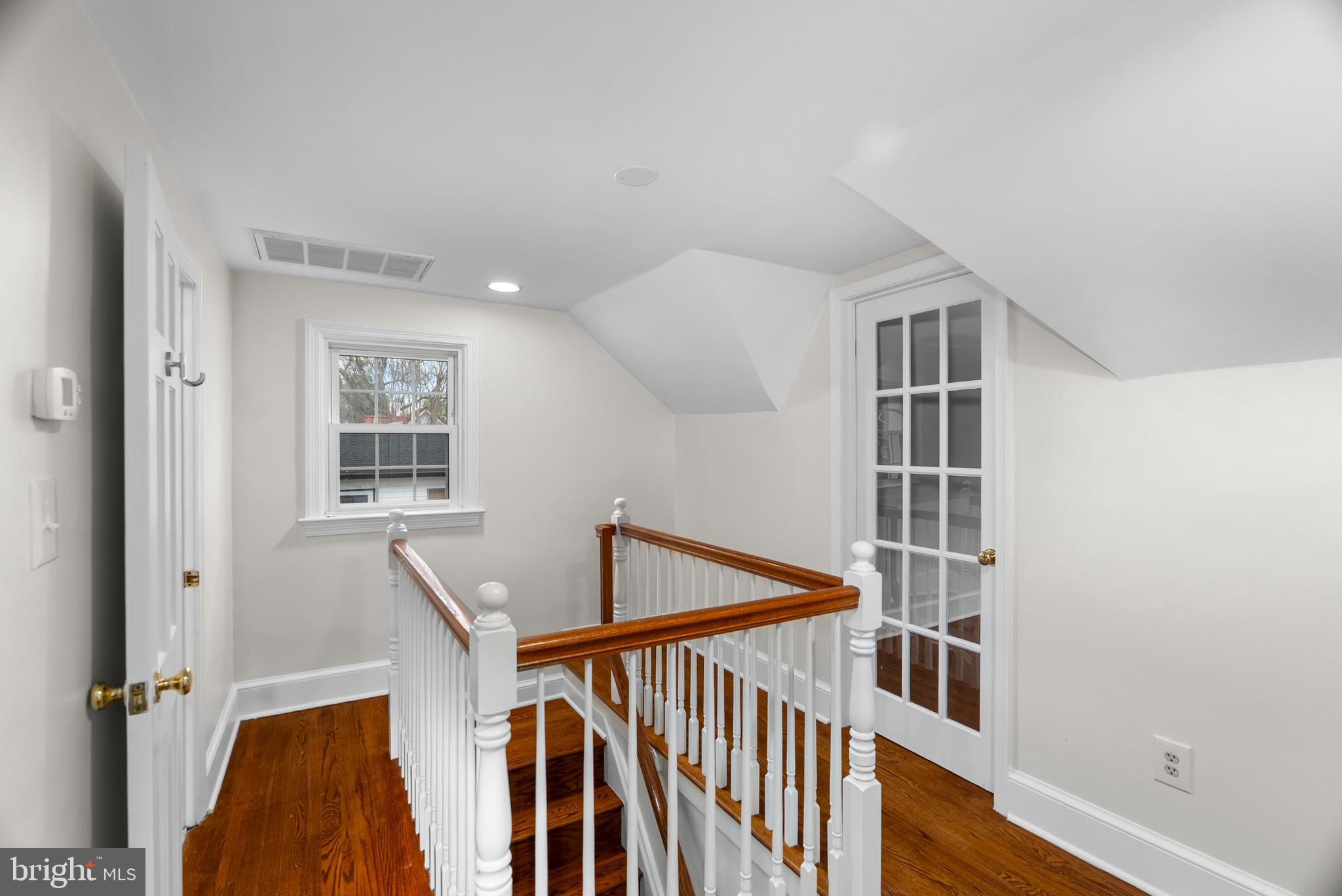 NEW ALEXANDRIA - Residential